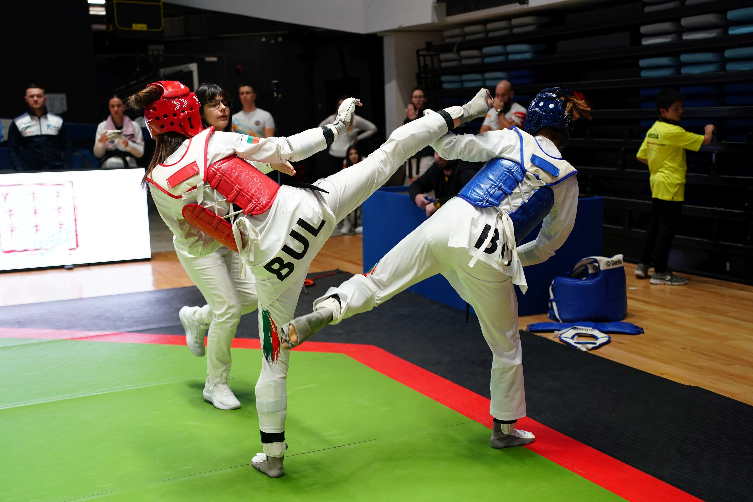 СПОРТНА ФОТОГРАФИЯ: PhotoAdrenaline.com