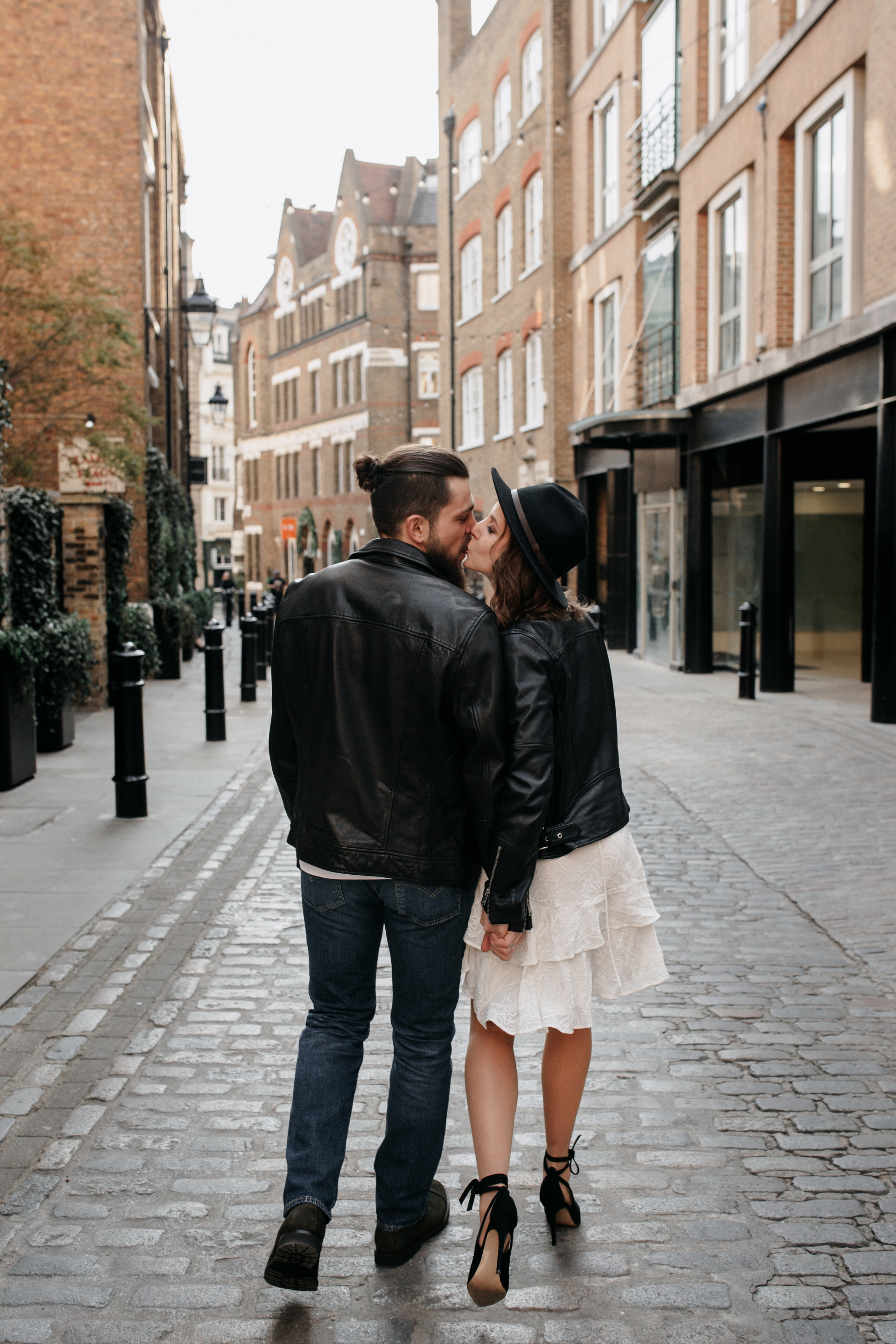 Love Story Photoshoot Central London. LondonPhotoStory — Vacation Photographer in London