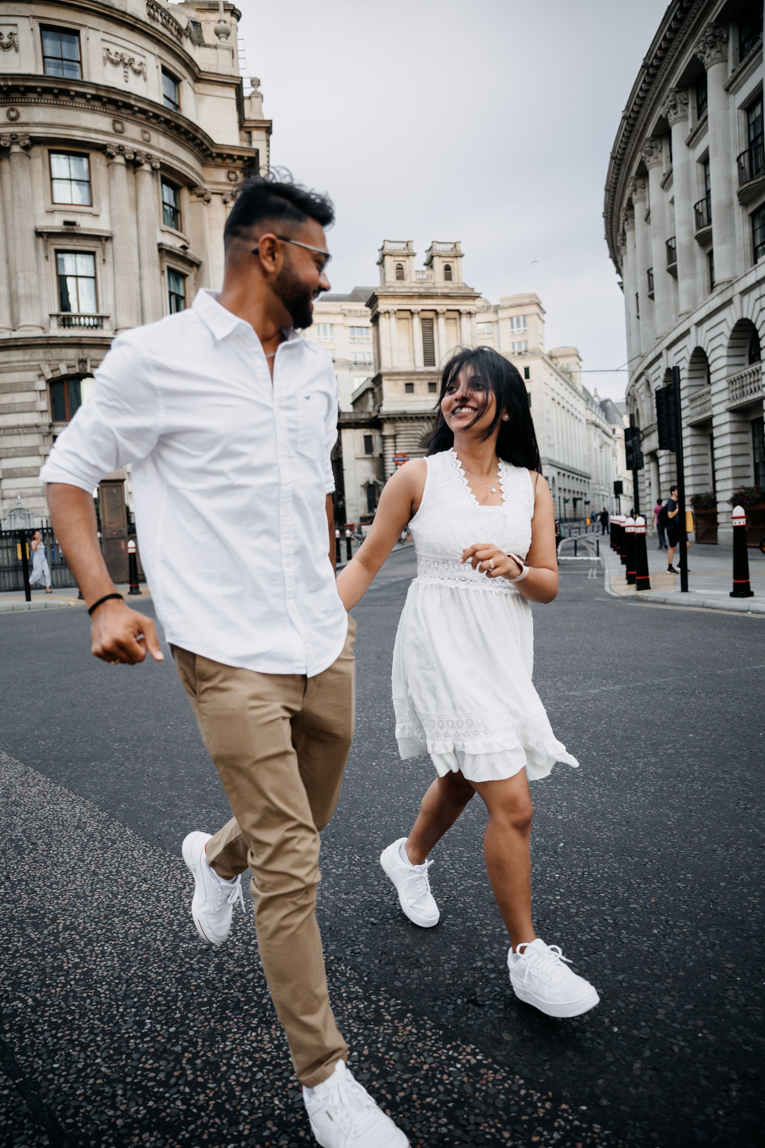 Love Story Photoshoot St Pauls and Tower Bridge. LondonPhotoStory — Vacation Photographer in London