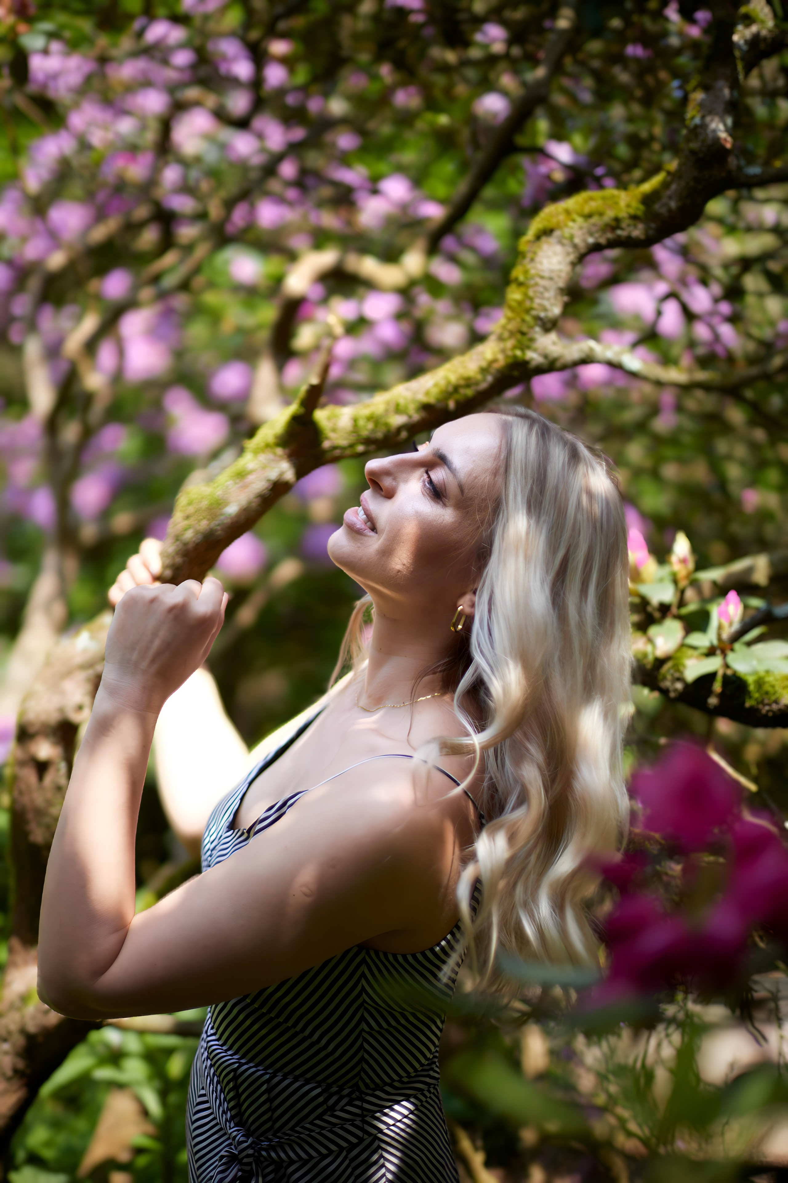 Viktorija im Garten. PHOTOgrapher Germany MARBURG