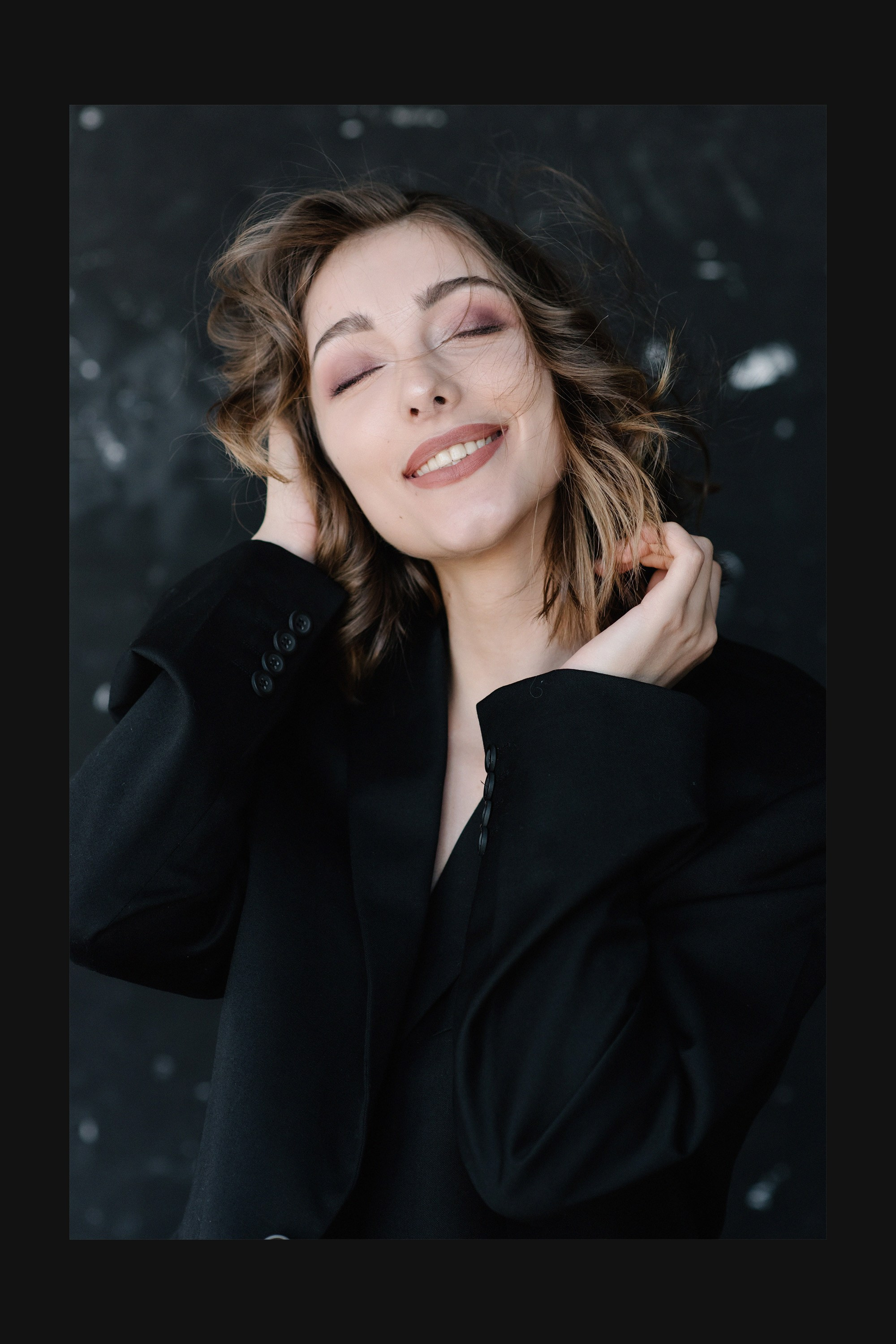 Sesja kobieca w studio. Fotograf portretowy Warszawa. Fotografia kobieca. Фотограф Варшава.