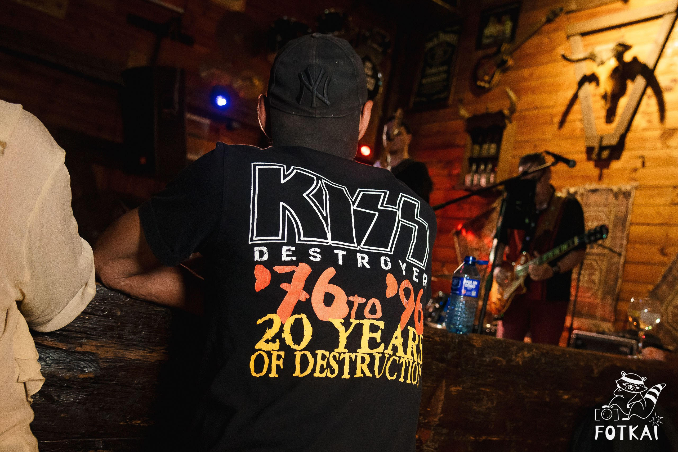 El Paso Rock Bar Torrevieja: Reportaje fotográfico 01.08.25 | FOTKAI