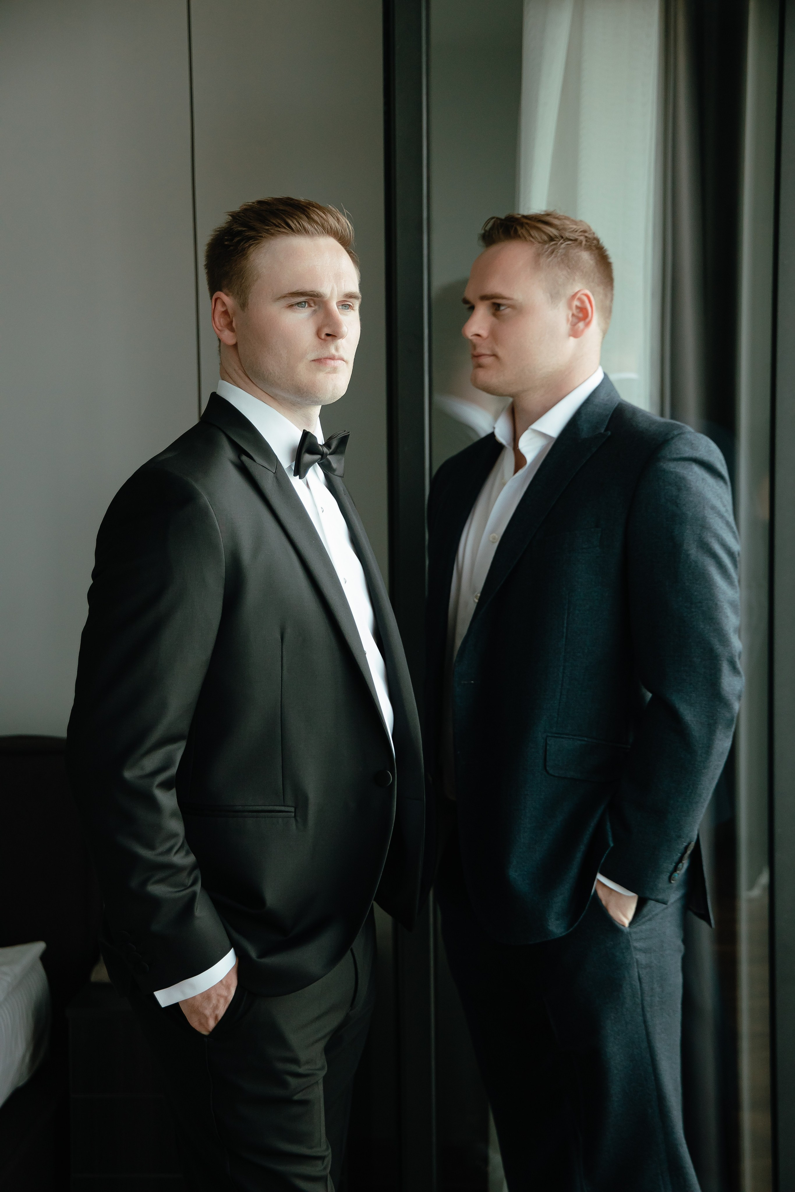 Thomas & Suyumbika. Главная