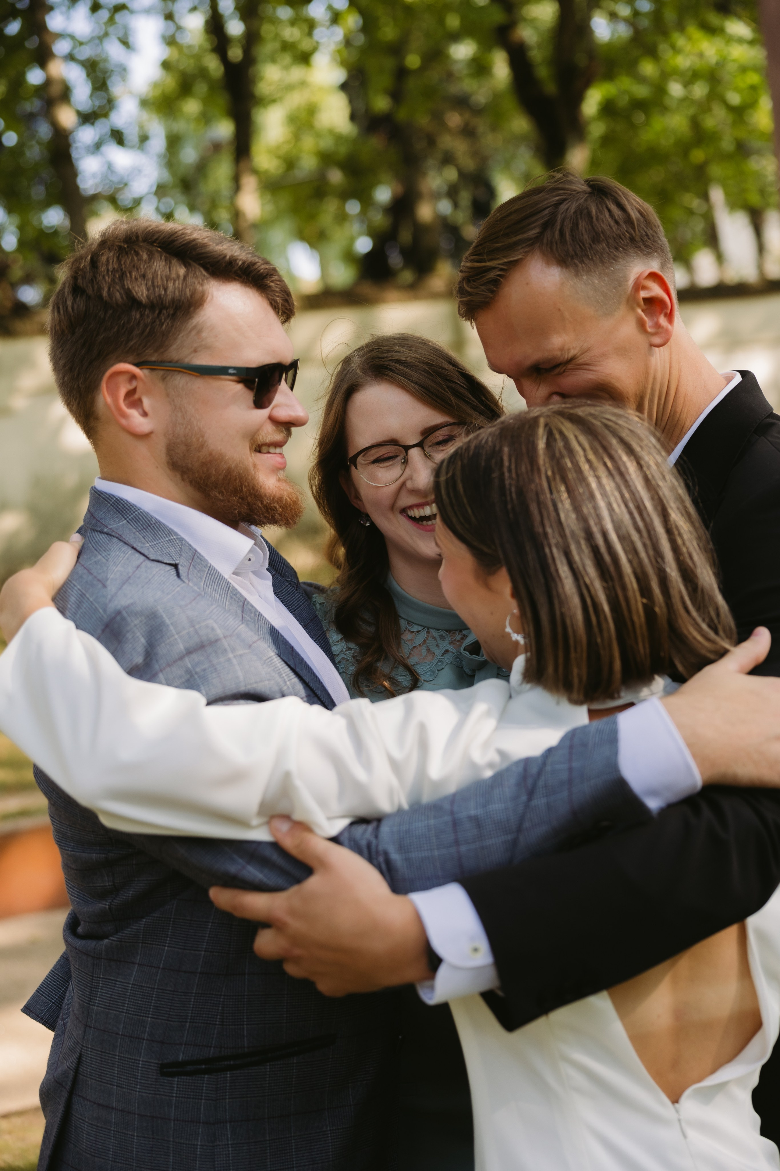 Miglė ir Mindaugas | 2024 | MIESTO VESTUVĖS. Vestuvių ir šeimų fotografė Lena Bondarenko / belove photo