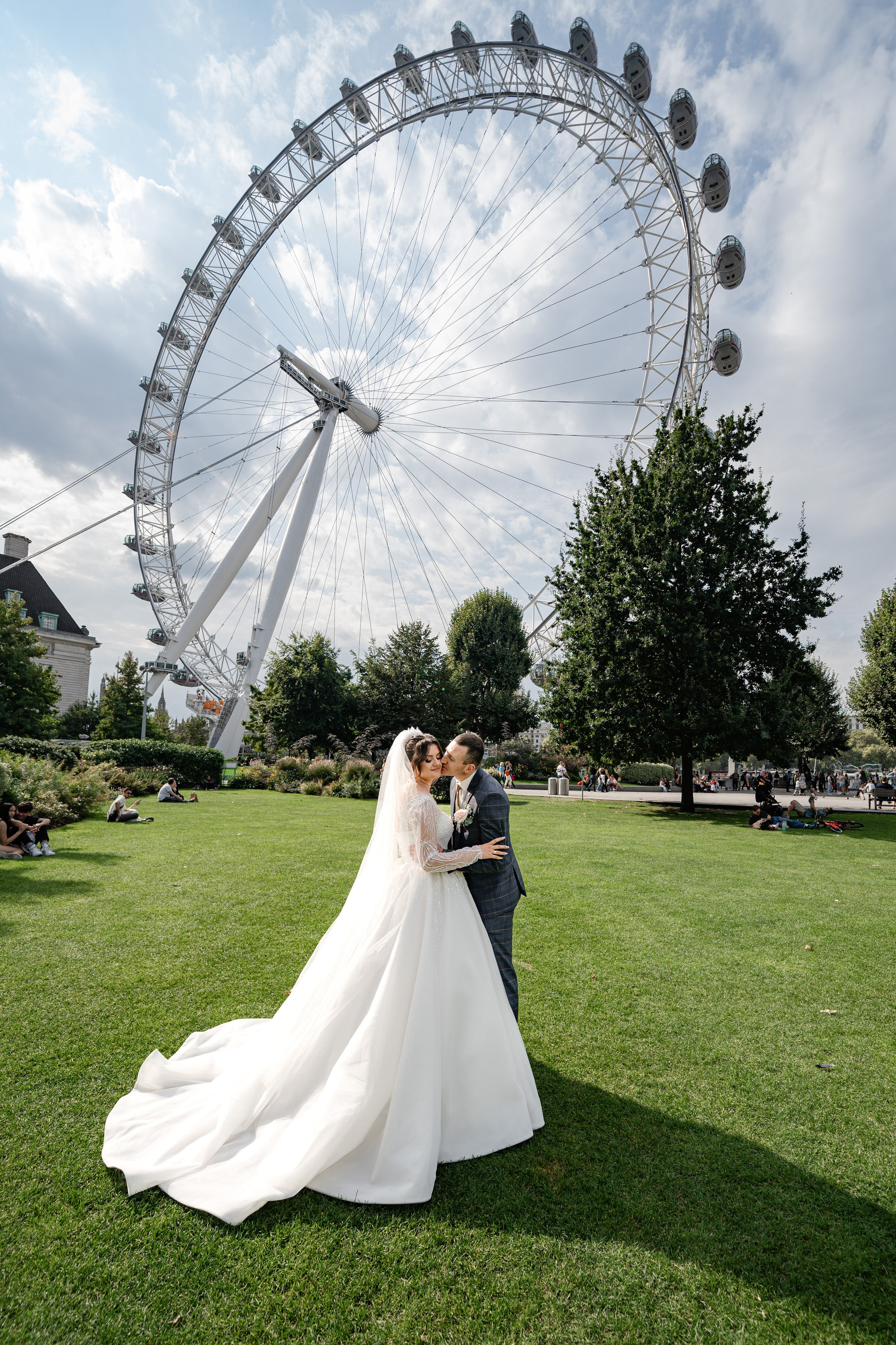 Dmytro & Yaroslava. Tonya Kyrylenko photographer in London