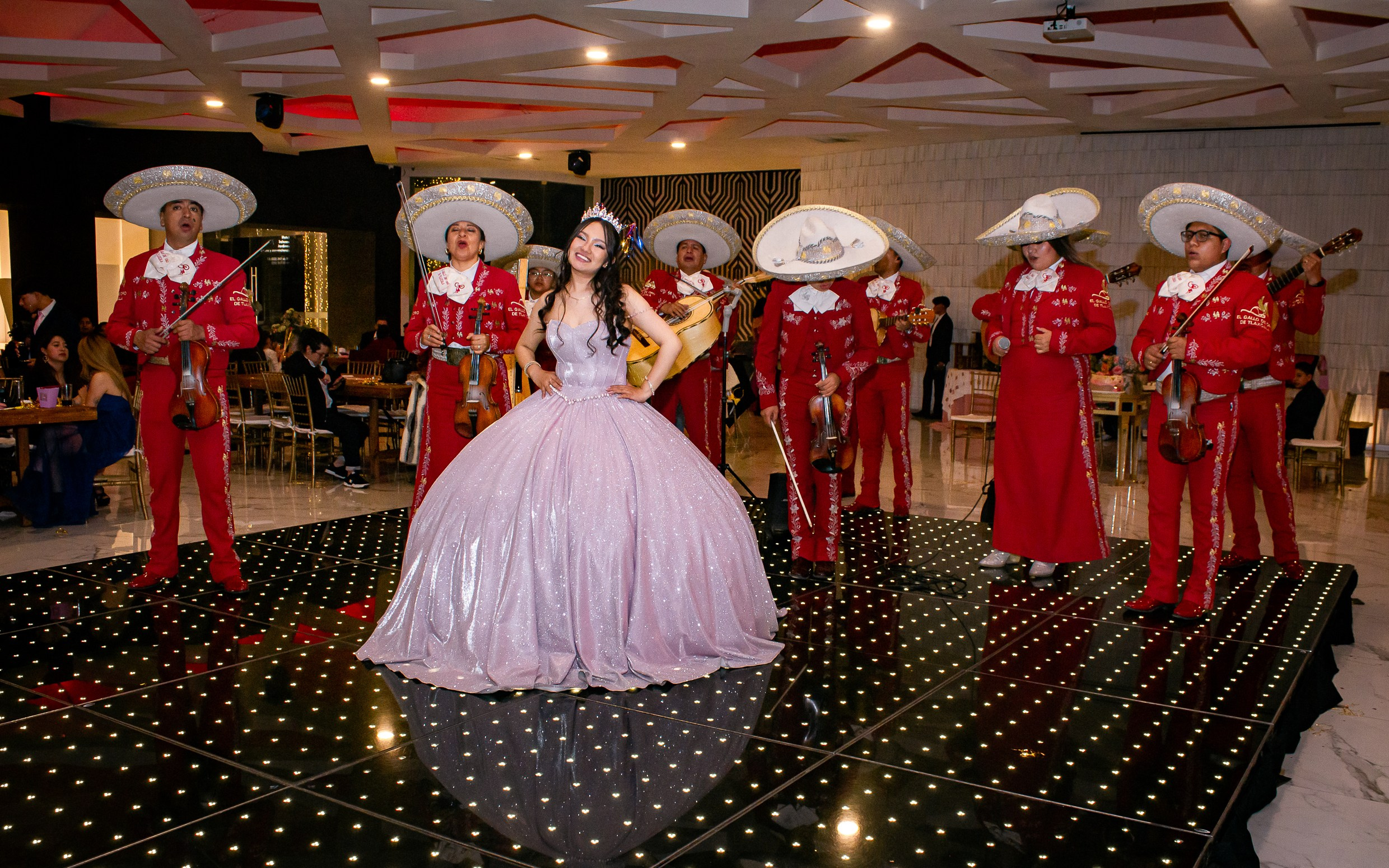 XV AÑOS. Ian Medina, fotógrafo profesional en México