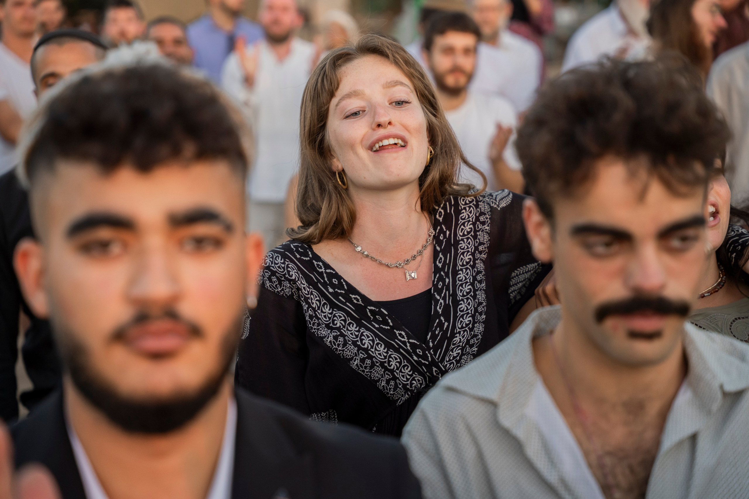 אביה ואחיה. יוסף מזרחי צילום חתונה, ברית וזוגיות. צלם מקצועי שאוהב להוציא אתכם הכי יפים ברגעים הכי מרגשים