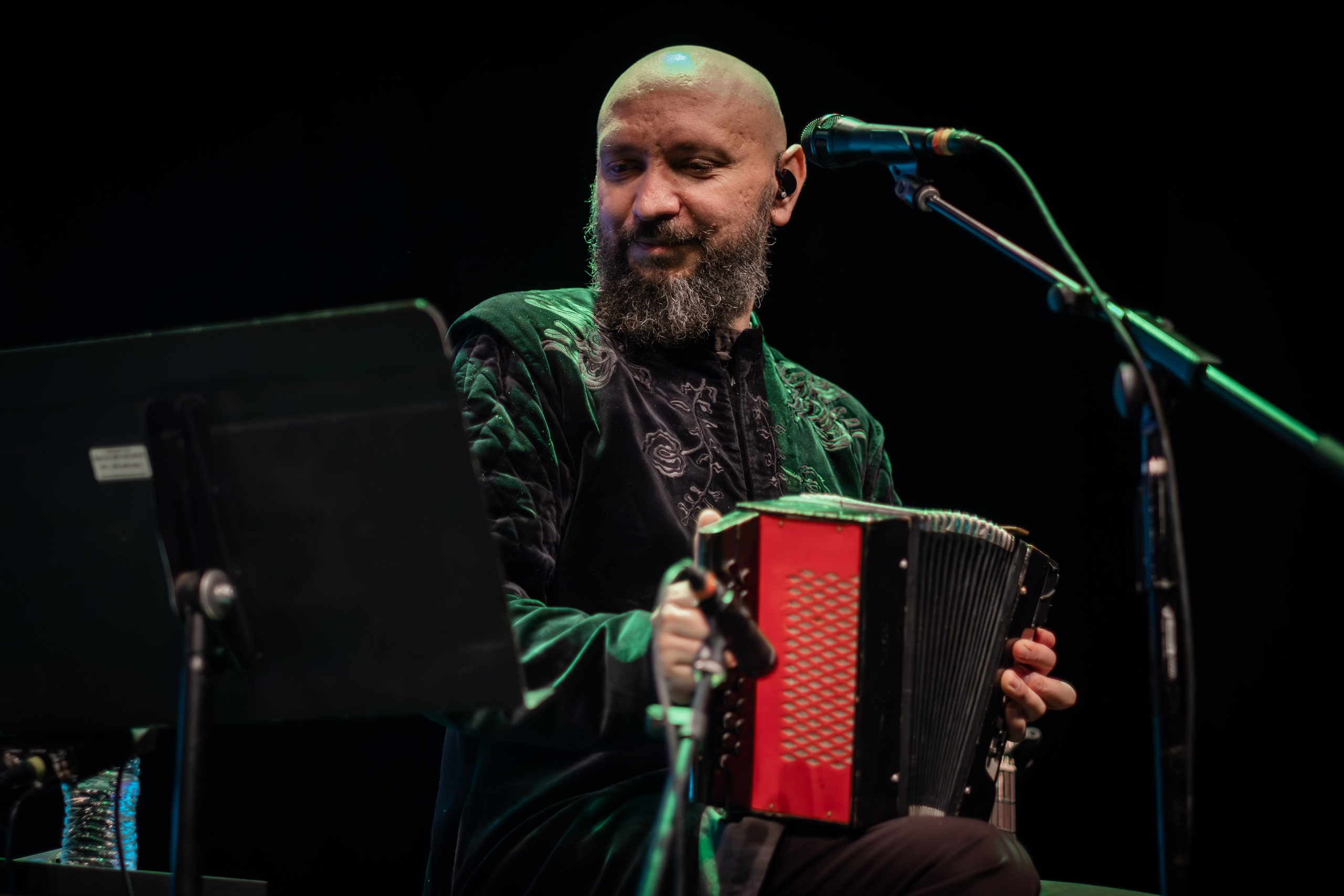 DAKHA BRAKHA. Reportage concert portrait photography in the San Francisco Bay Area