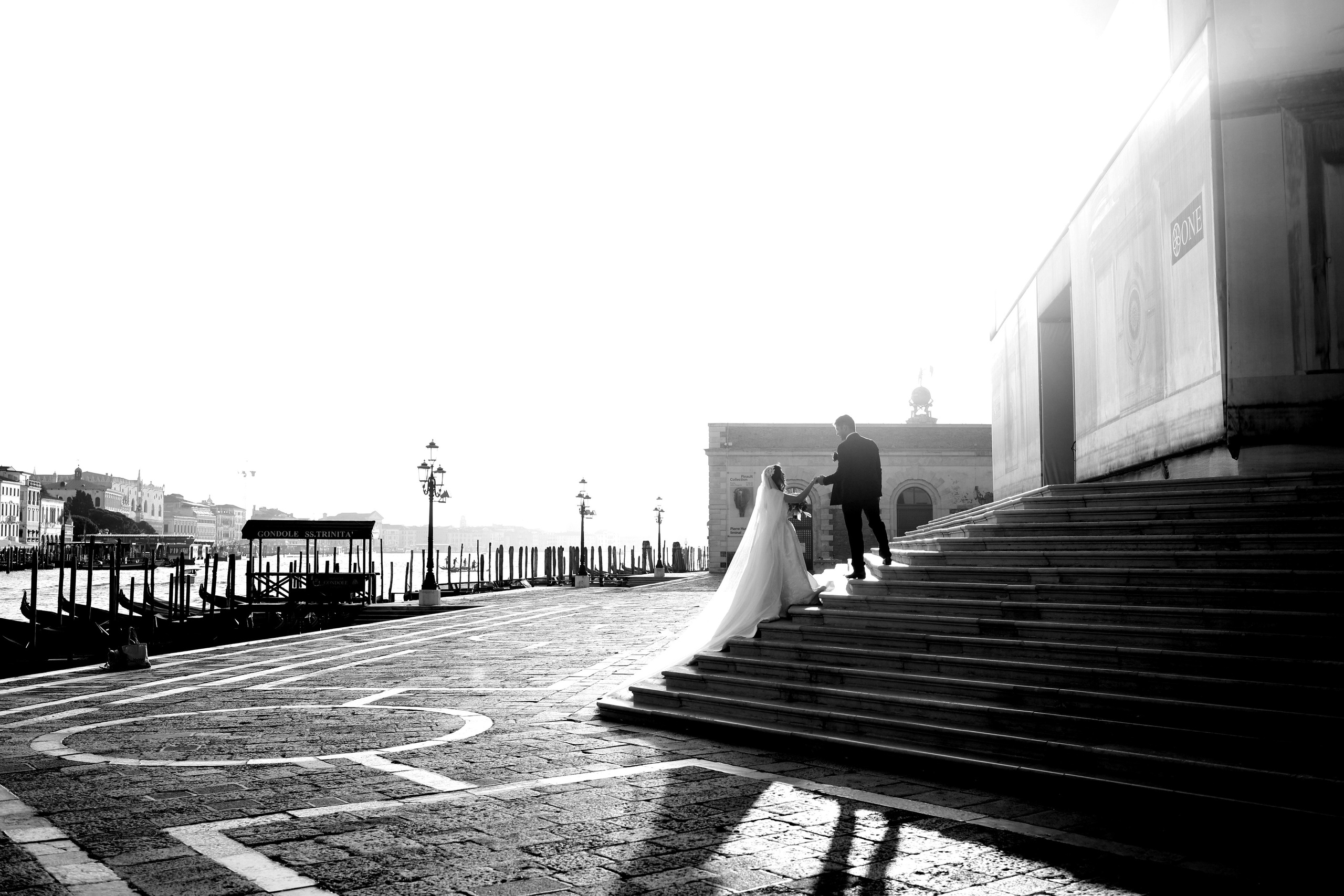 Armenian wedding at San Lazzaro degli Armeni. Photographer in Venice, Viktoria Antonova