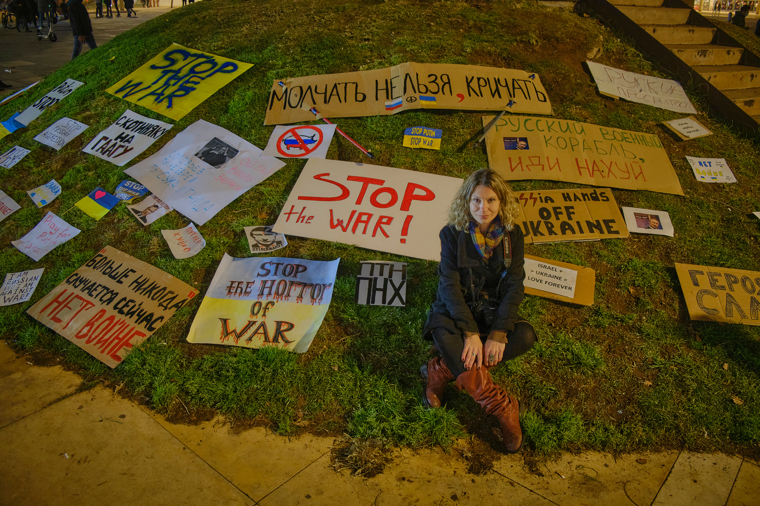 Special Report. Tel Aviv. Protest Against War. Middle East Photo Agency — Свадьбы, Бар и Бат-мицва, Брит, Театр, Магниты, Портреты