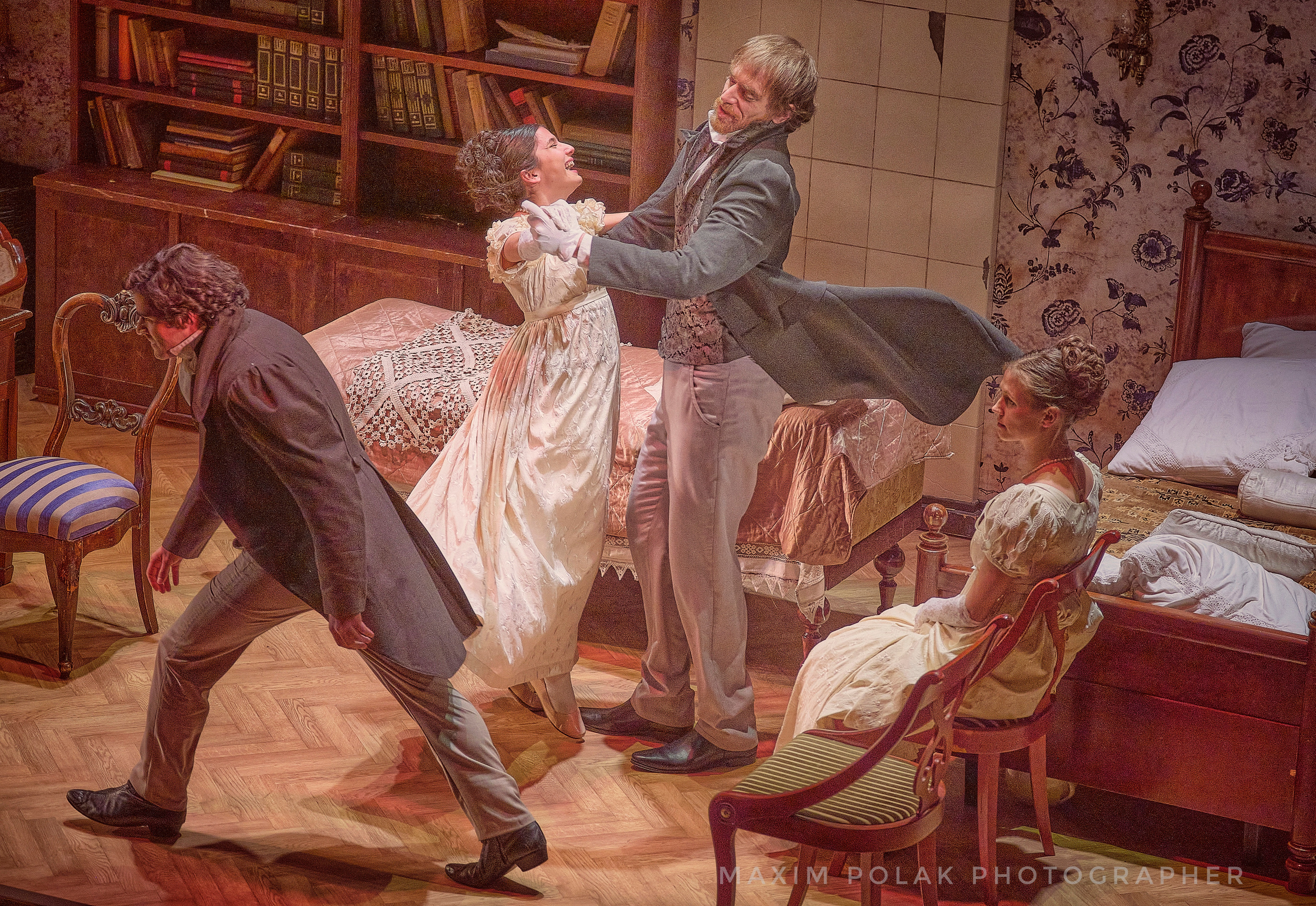 Theatre Gesher. “Onegin. Comments”. Middle East Photo Agency — Weddings, Bar & Bat Mitzvahs, Brit Milah, Theater, Magnets, Portraits