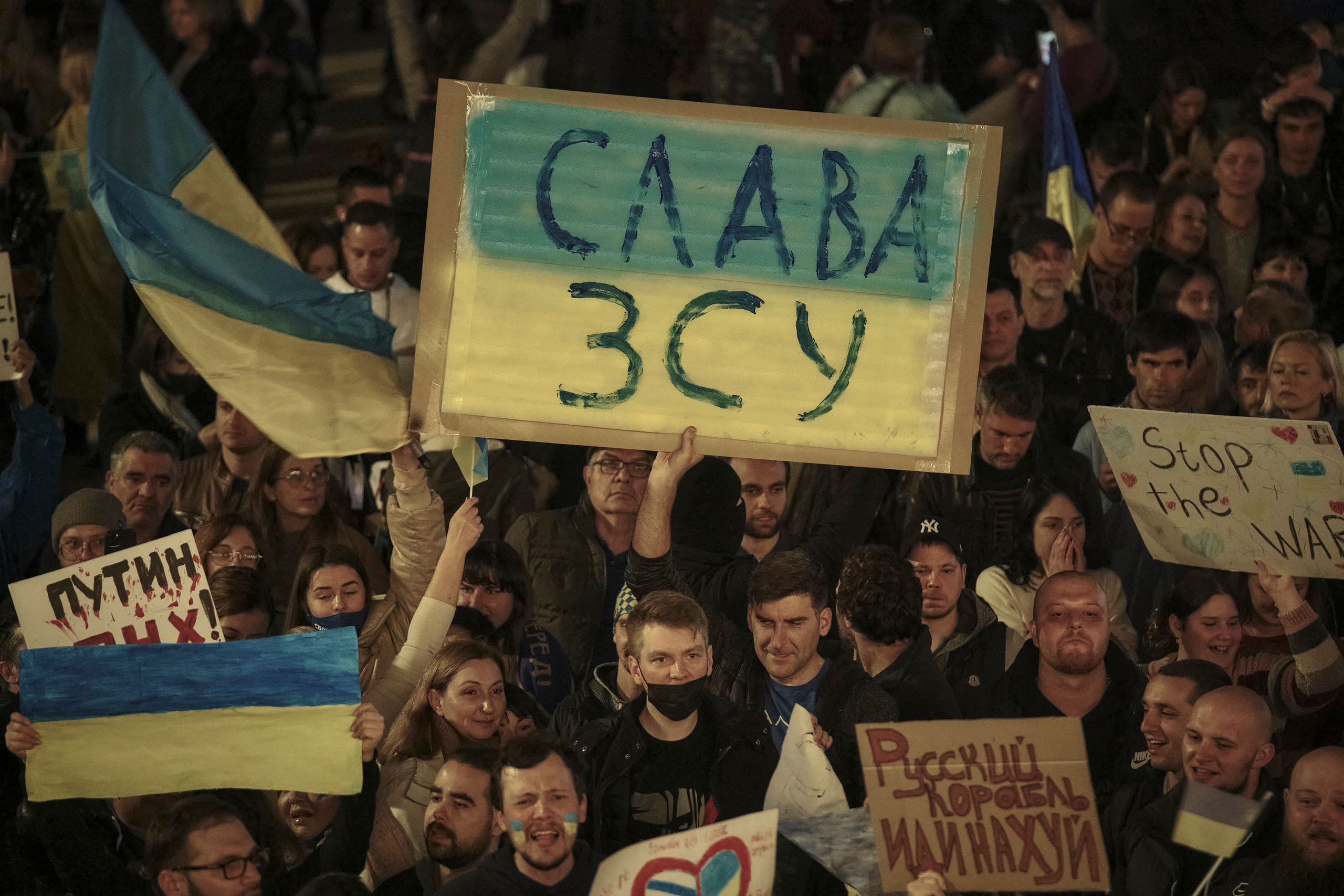 Special Report. Tel Aviv. Protest Against War. Middle East Photo Agency — Свадьбы, Бар и Бат-мицва, Брит, Театр, Магниты, Портреты