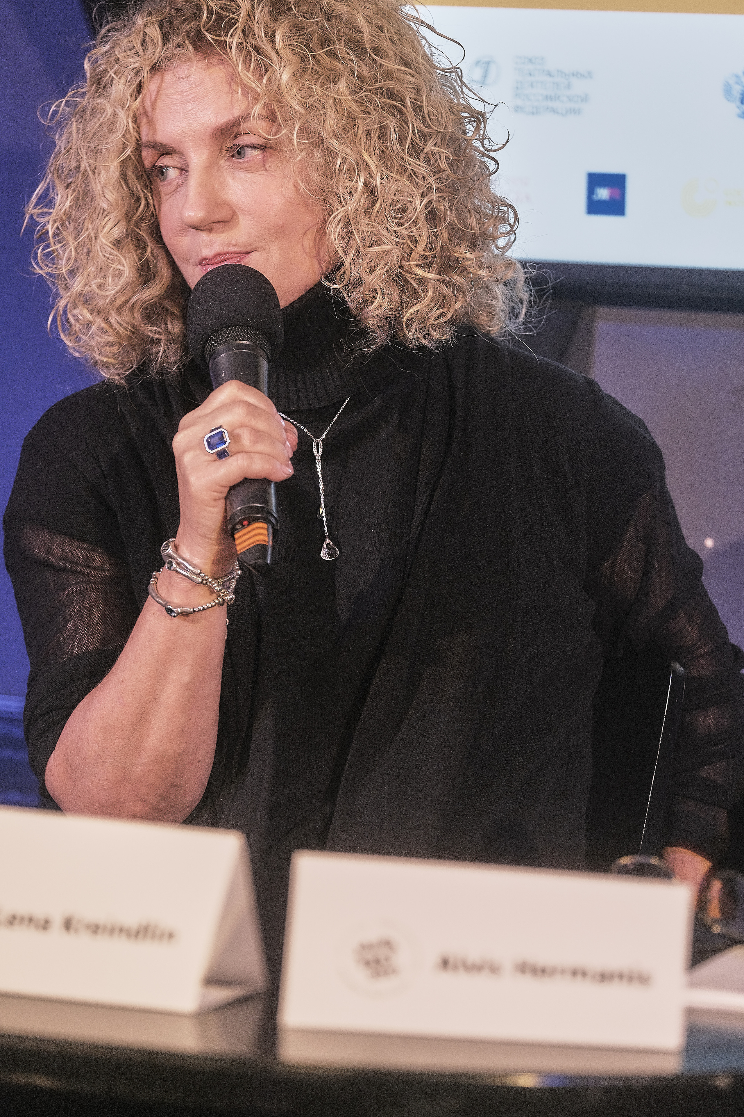 Theater Gesher Onegin. Middle East Photo Agency — Weddings, Bar & Bat Mitzvahs, Brit Milah, Theater, Magnets, Portraits