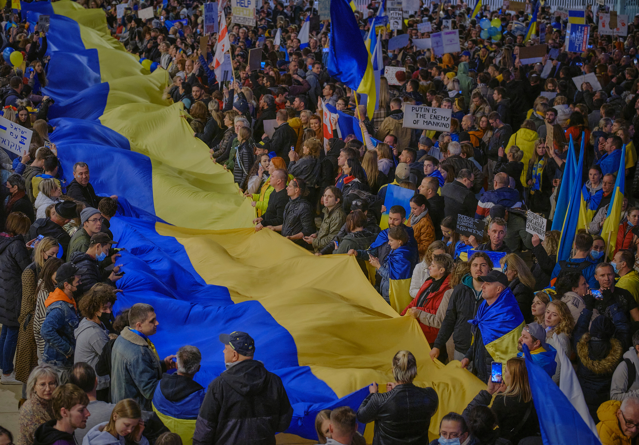 Special Report. Tel Aviv. Protest Against War. Middle East Photo Agency — Свадьбы, Бар и Бат-мицва, Брит, Театр, Магниты, Портреты