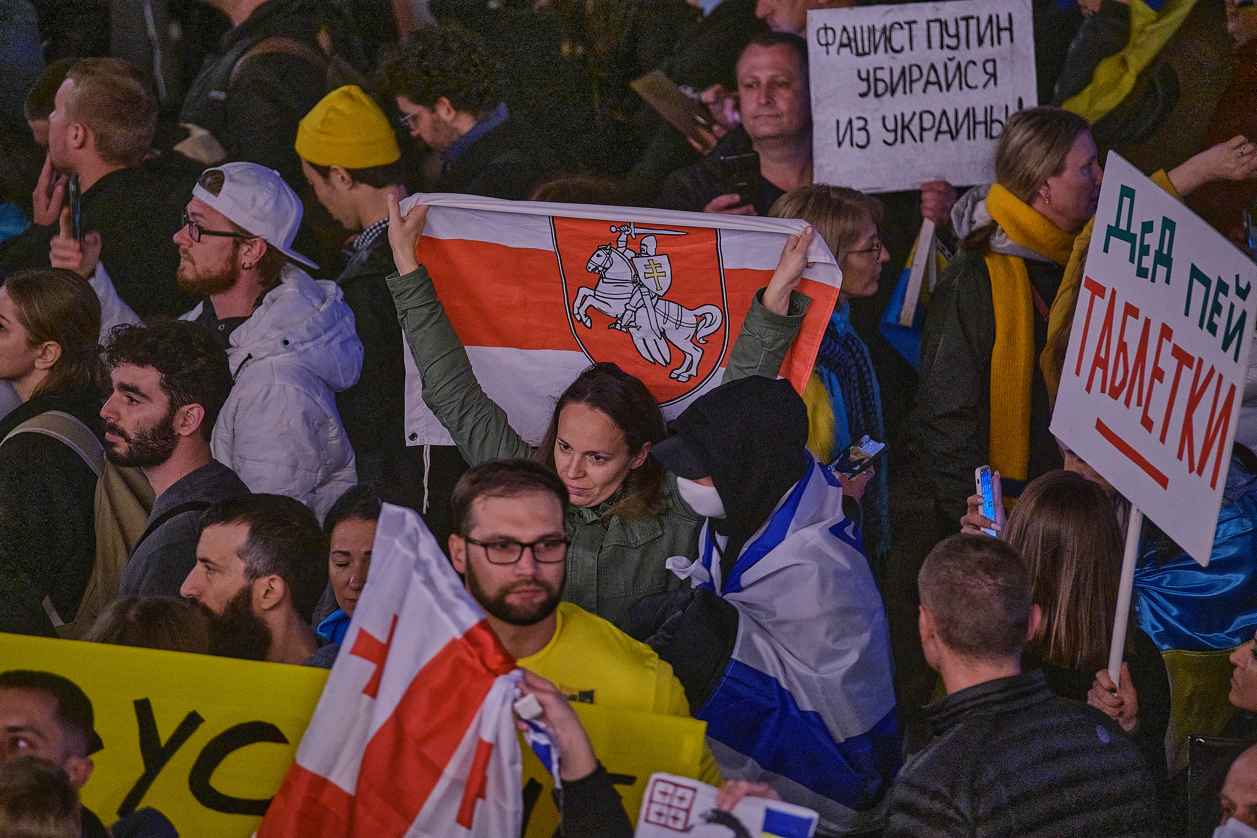 Special Report. Tel Aviv. Protest Against War. Middle East Photo Agency — Свадьбы, Бар и Бат-мицва, Брит, Театр, Магниты, Портреты
