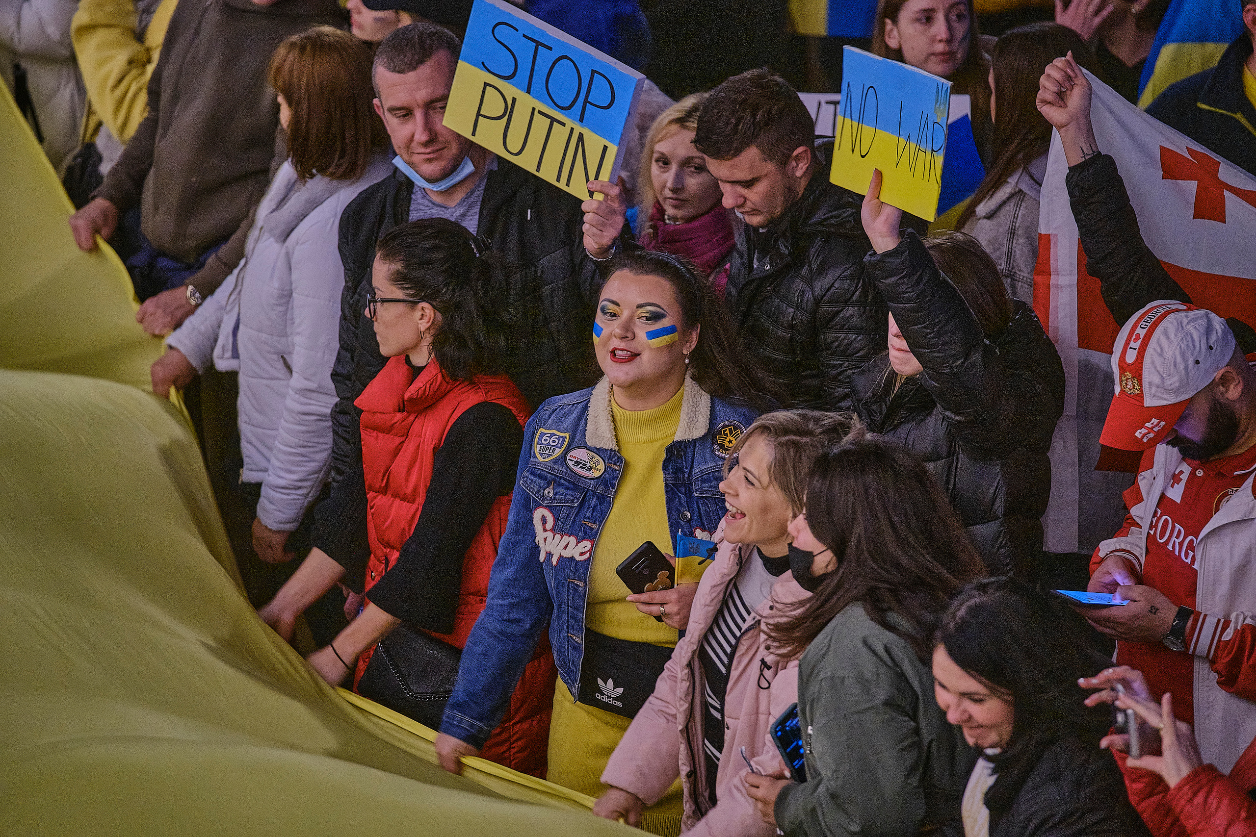 Special Report. Tel Aviv. Protest Against War. Middle East Photo Agency — Свадьбы, Бар и Бат-мицва, Брит, Театр, Магниты, Портреты