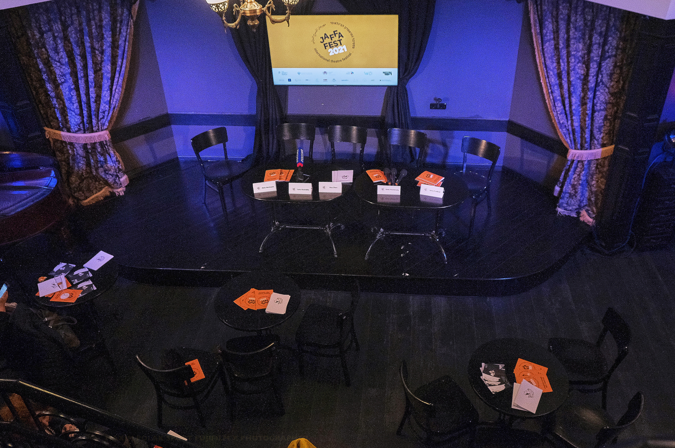 Theater Gesher Onegin. Middle East Photo Agency — Weddings, Bar & Bat Mitzvahs, Brit Milah, Theater, Magnets, Portraits