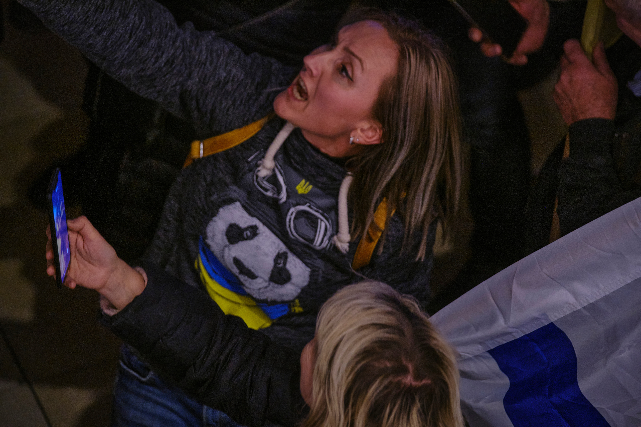 Special Report. Tel Aviv. Protest Against War. Middle East Photo Agency — Свадьбы, Бар и Бат-мицва, Брит, Театр, Магниты, Портреты