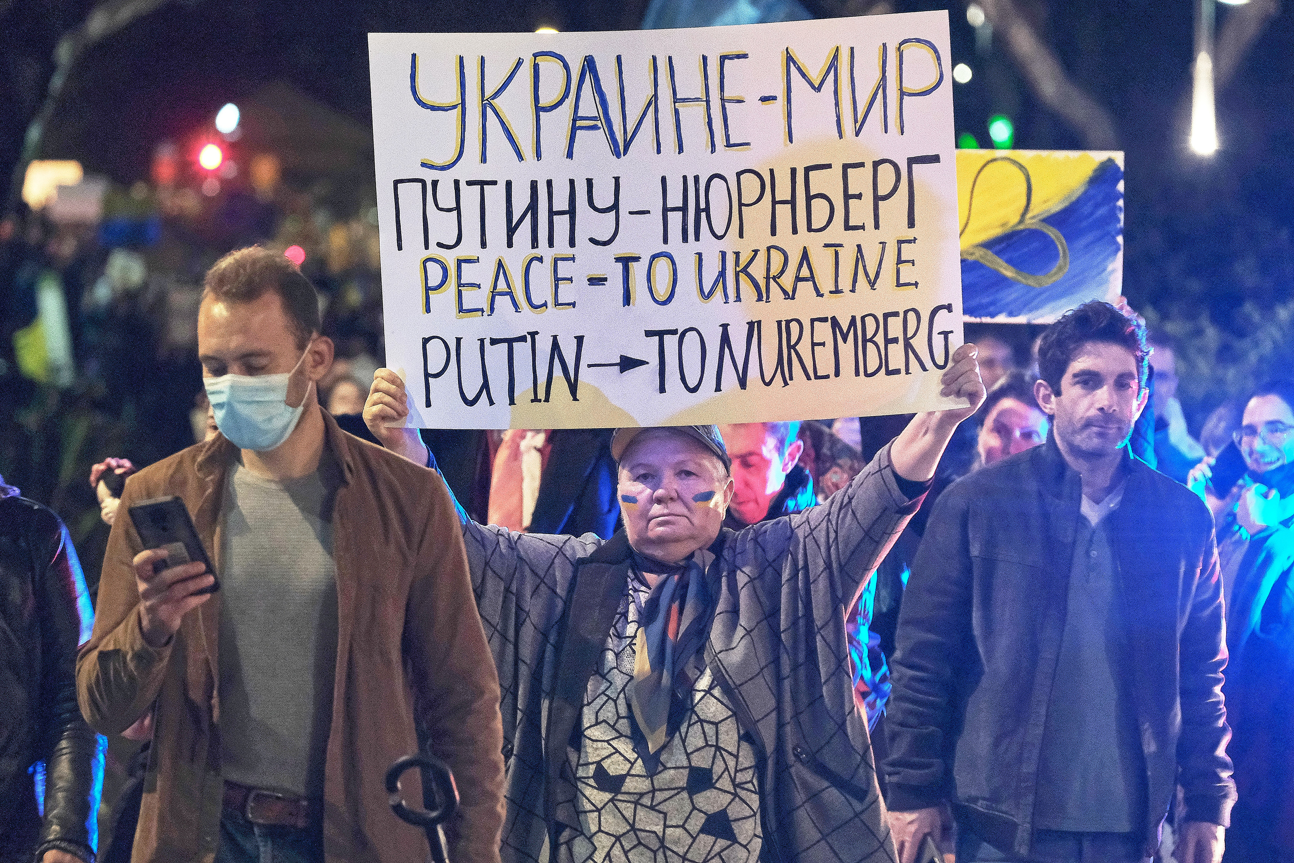 Special Report. Tel Aviv. Protest Against War. Middle East Photo Agency — Свадьбы, Бар и Бат-мицва, Брит, Театр, Магниты, Портреты