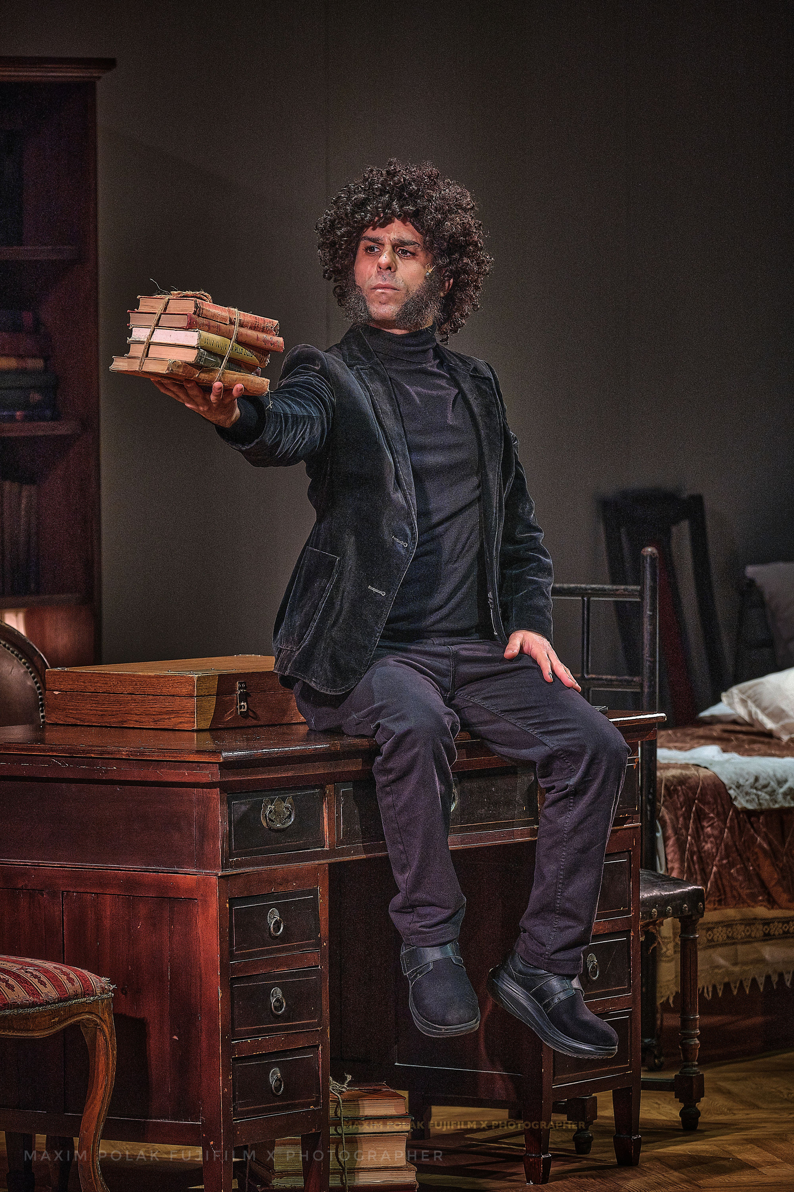 Theater Gesher. “Onegin. Comments”. Middle East Photo Agency — Weddings, Bar & Bat Mitzvahs, Brit Milah, Theater, Magnets, Portraits