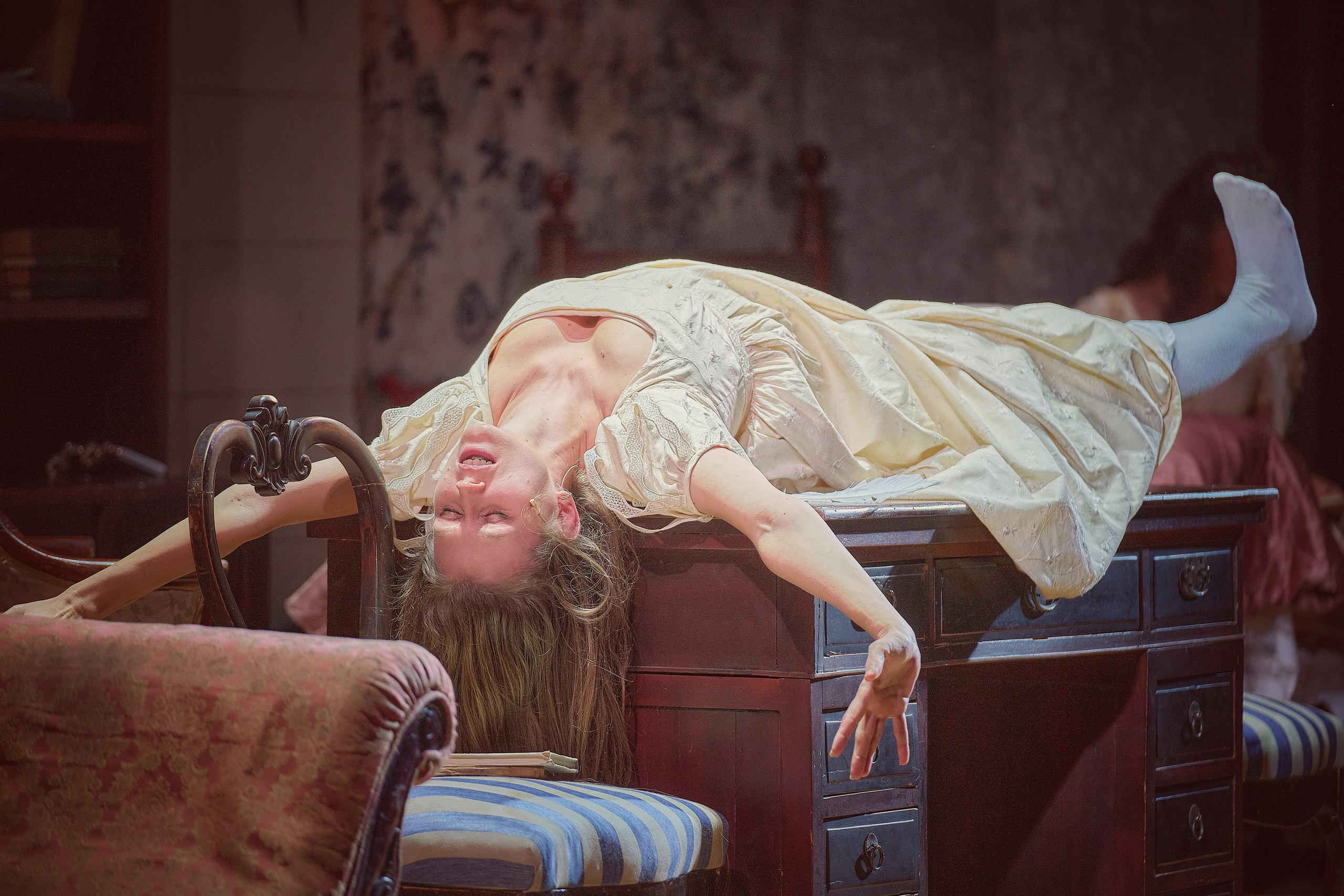 Theatre Gesher. “Onegin. Comments”. Middle East Photo Agency — Weddings, Bar & Bat Mitzvahs, Brit Milah, Theater, Magnets, Portraits