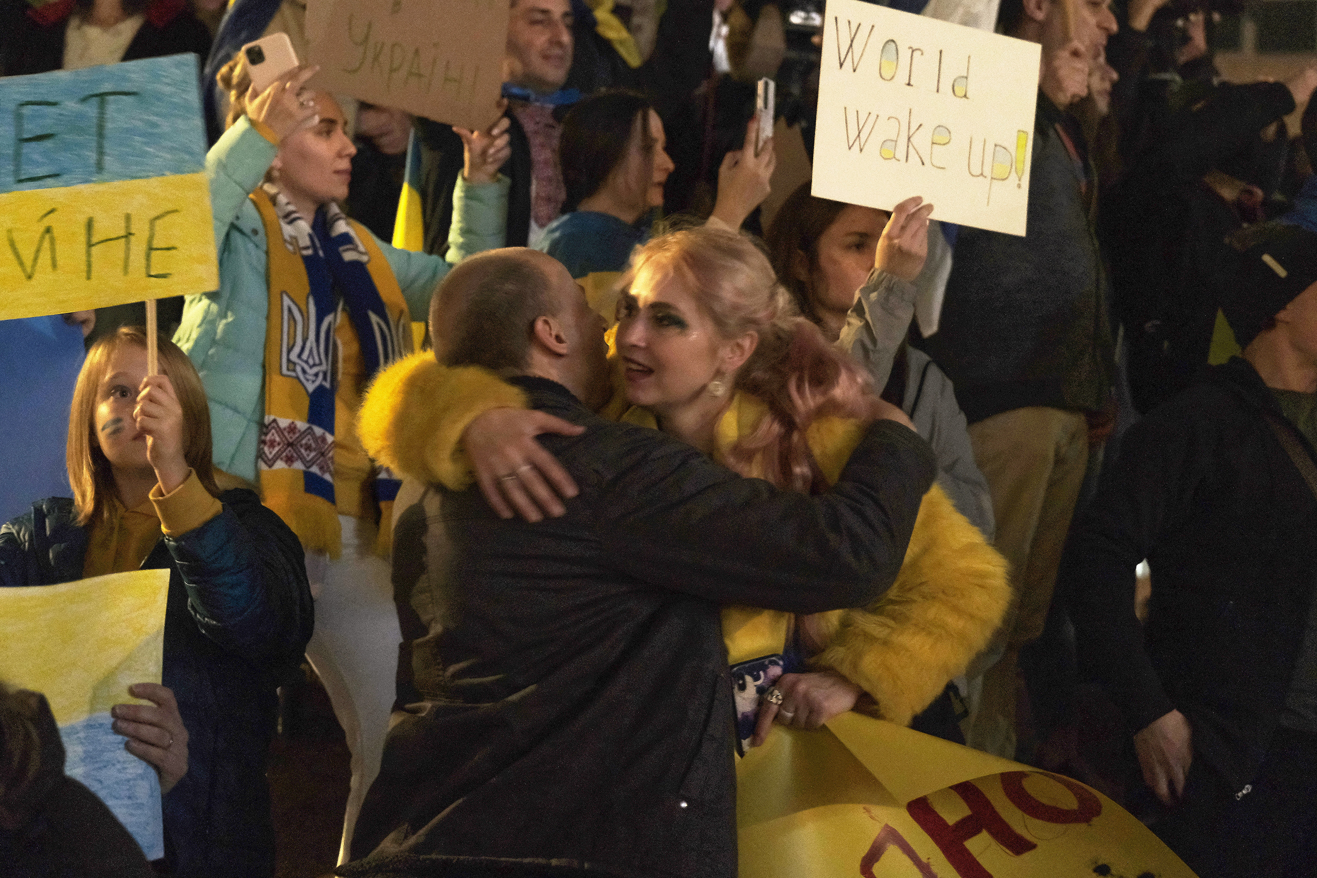 Special Report. Tel Aviv. Protest Against War. Middle East Photo Agency — Свадьбы, Бар и Бат-мицва, Брит, Театр, Магниты, Портреты
