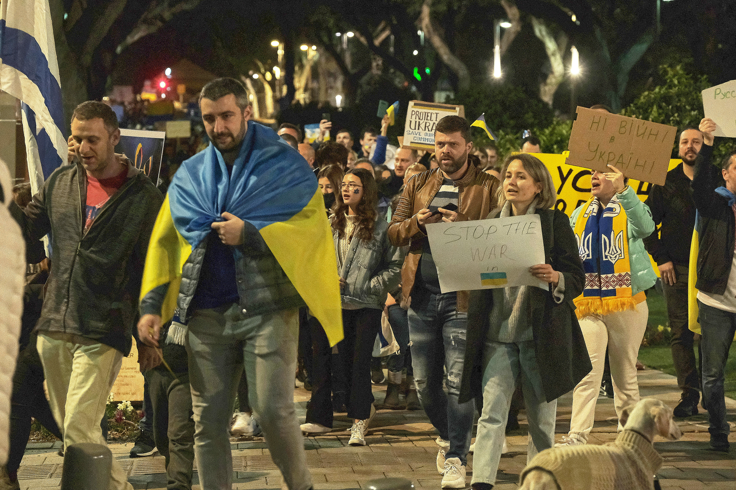 Special Report. Tel Aviv. Protest Against War. Middle East Photo Agency — Свадьбы, Бар и Бат-мицва, Брит, Театр, Магниты, Портреты
