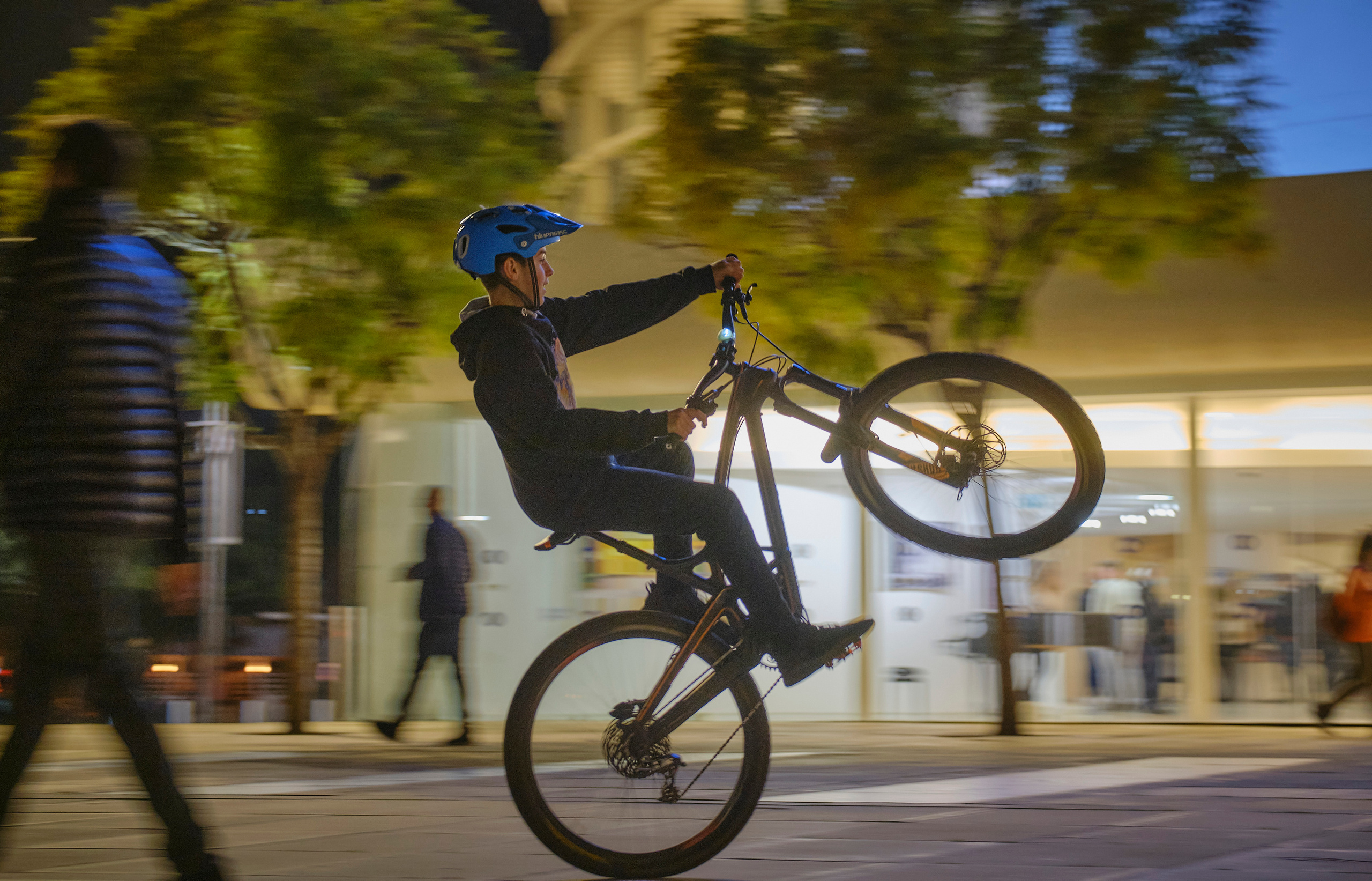 Special Report. Tel Aviv. Protest Against War. Middle East Photo Agency — Свадьбы, Бар и Бат-мицва, Брит, Театр, Магниты, Портреты