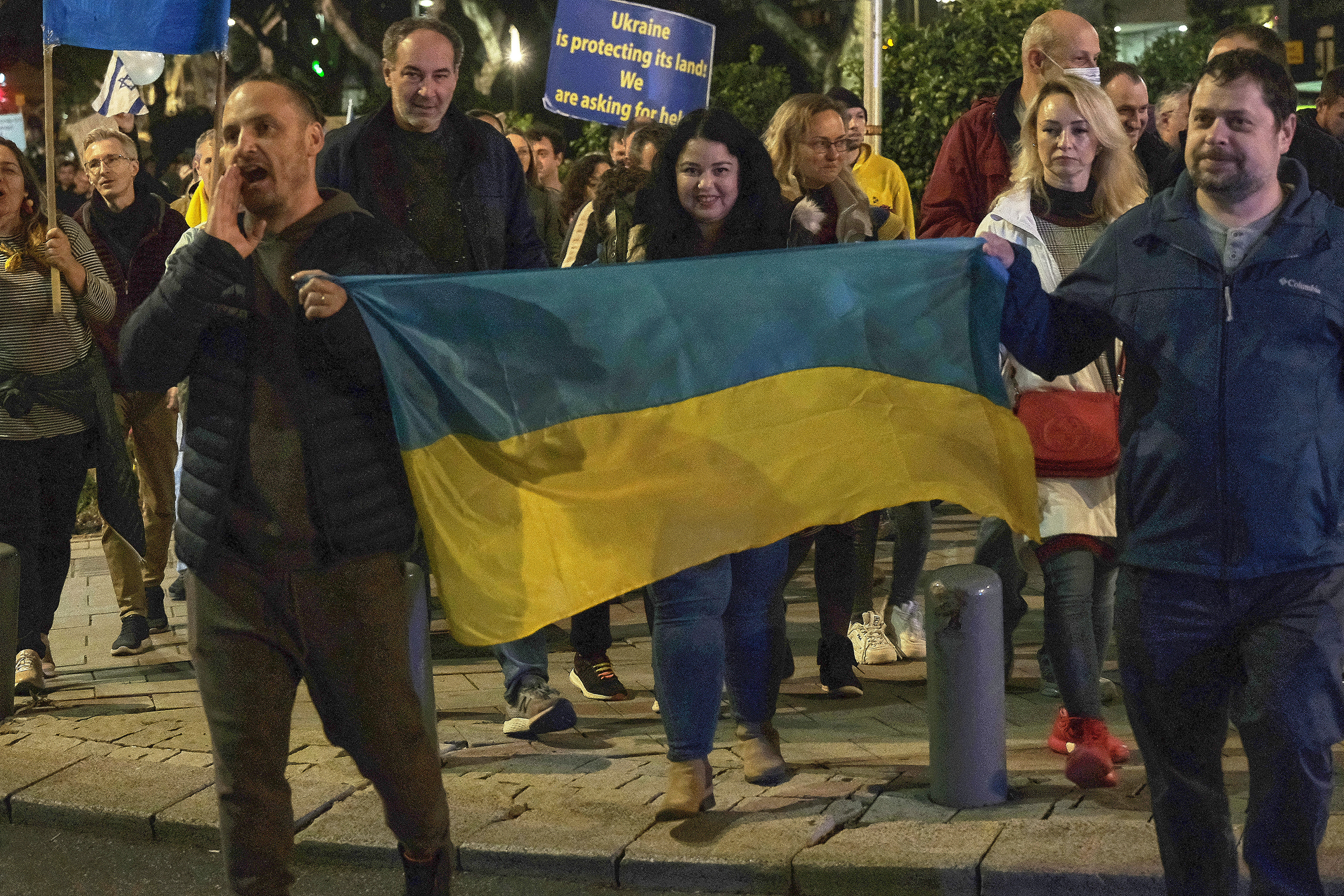 Special Report. Tel Aviv. Protest Against War. Middle East Photo Agency — Свадьбы, Бар и Бат-мицва, Брит, Театр, Магниты, Портреты