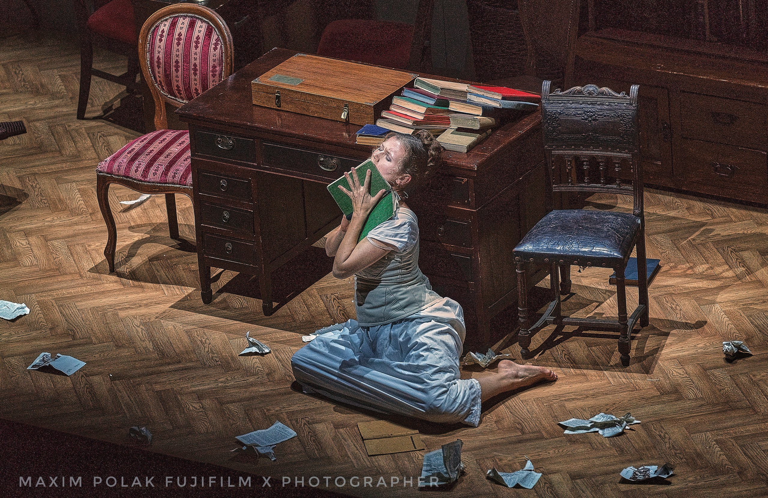 Theater Gesher. “Onegin. Comments”. Middle East Photo Agency — Weddings, Bar & Bat Mitzvahs, Brit Milah, Theater, Magnets, Portraits