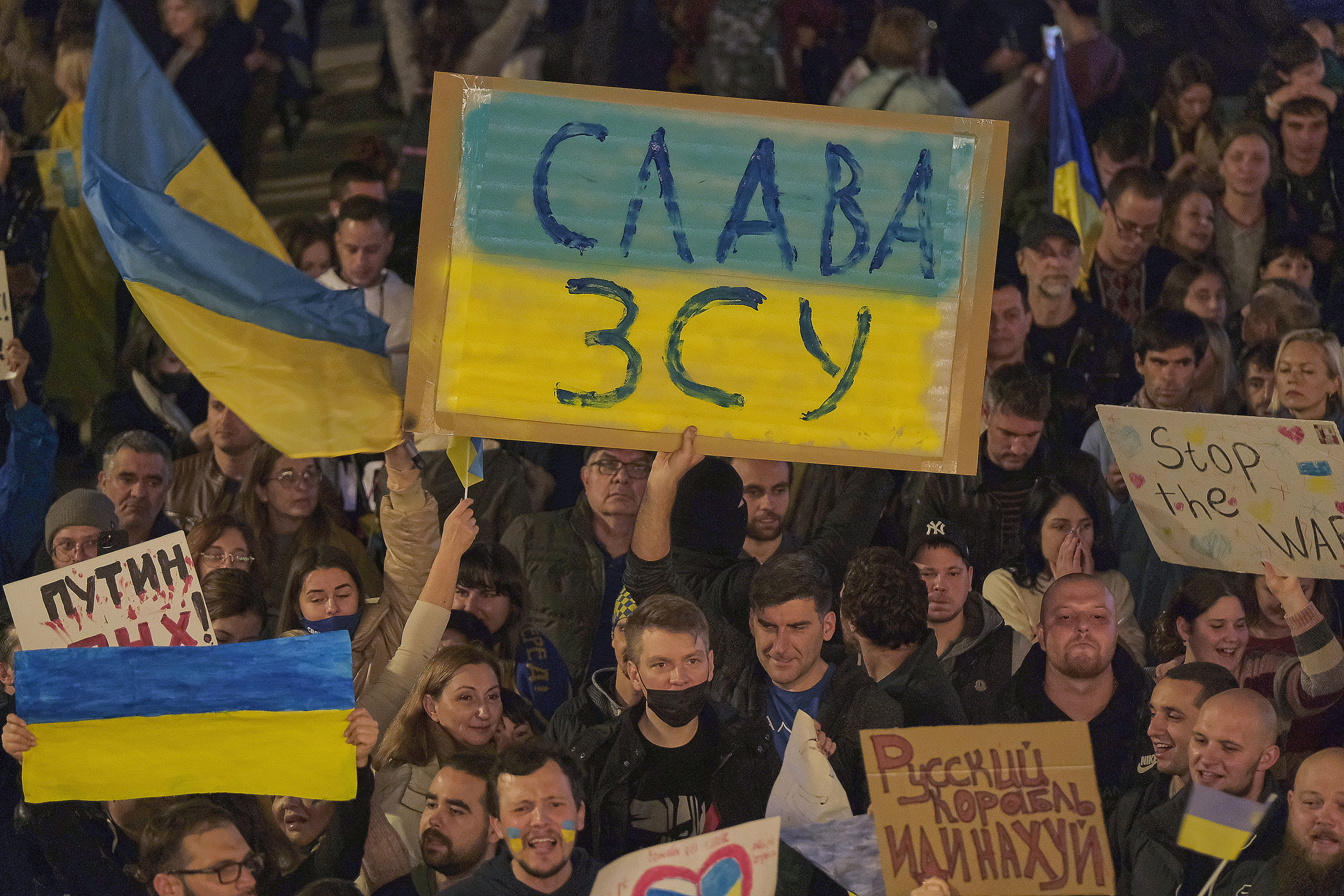 Special Report. Tel Aviv. Protest Against War. Middle East Photo Agency — Свадьбы, Бар и Бат-мицва, Брит, Театр, Магниты, Портреты