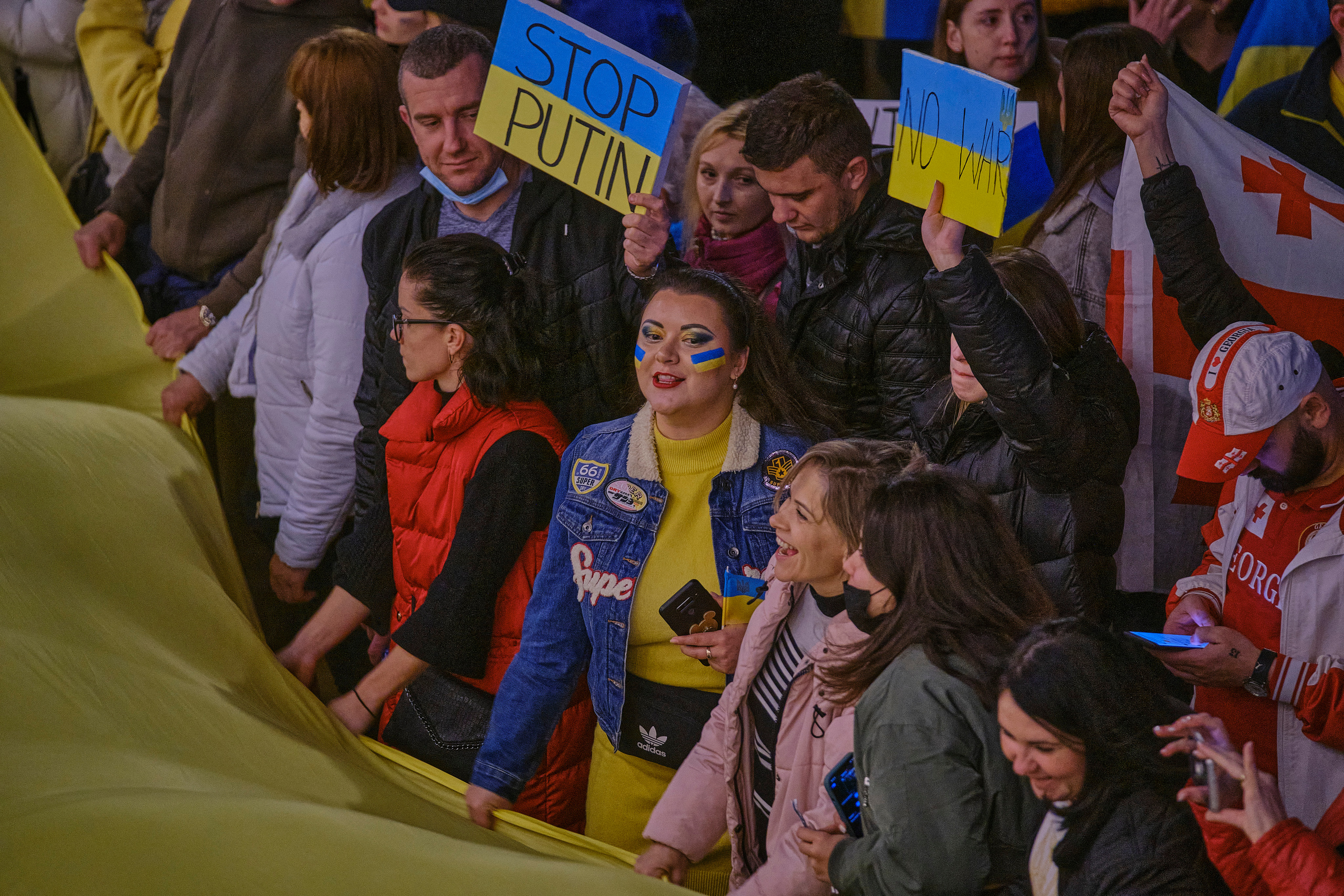 Special Report. Tel Aviv. Protest Against War. Middle East Photo Agency — Свадьбы, Бар и Бат-мицва, Брит, Театр, Магниты, Портреты
