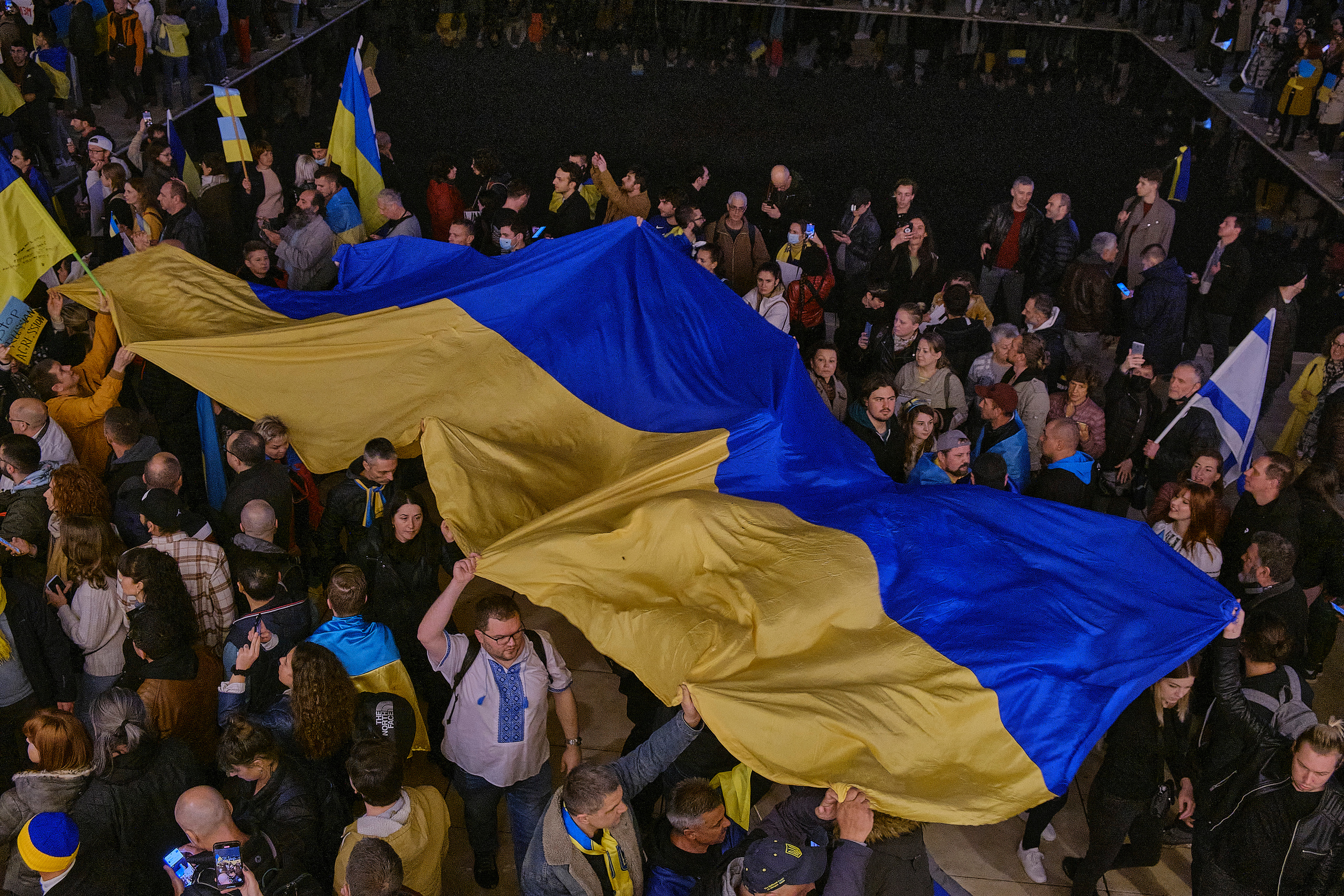 Special Report. Tel Aviv. Protest Against War. Middle East Photo Agency — Свадьбы, Бар и Бат-мицва, Брит, Театр, Магниты, Портреты