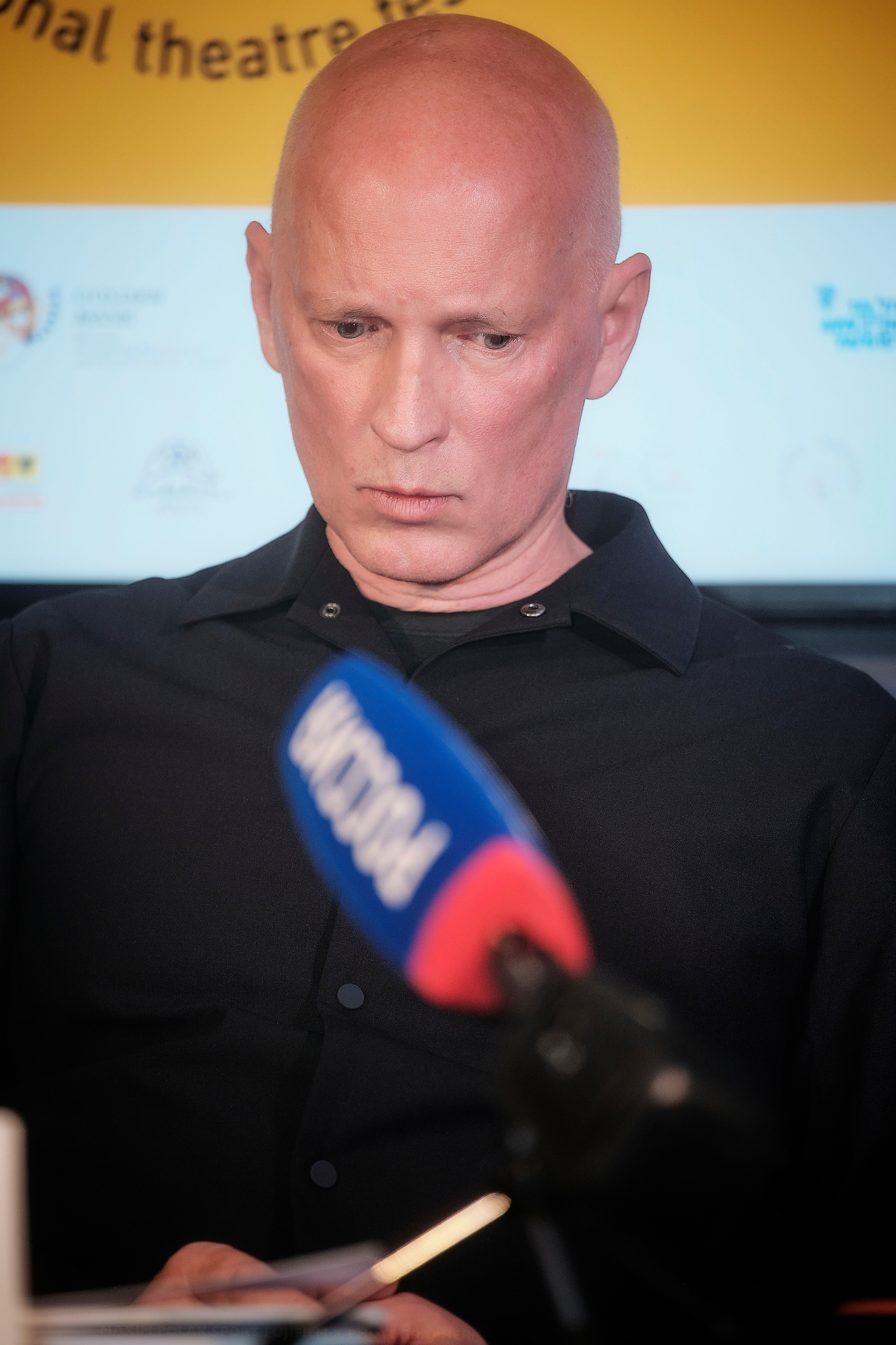 Theater Gesher. “Onegin. Comments”. Middle East Photo Agency — Weddings, Bar & Bat Mitzvahs, Brit Milah, Theater, Magnets, Portraits