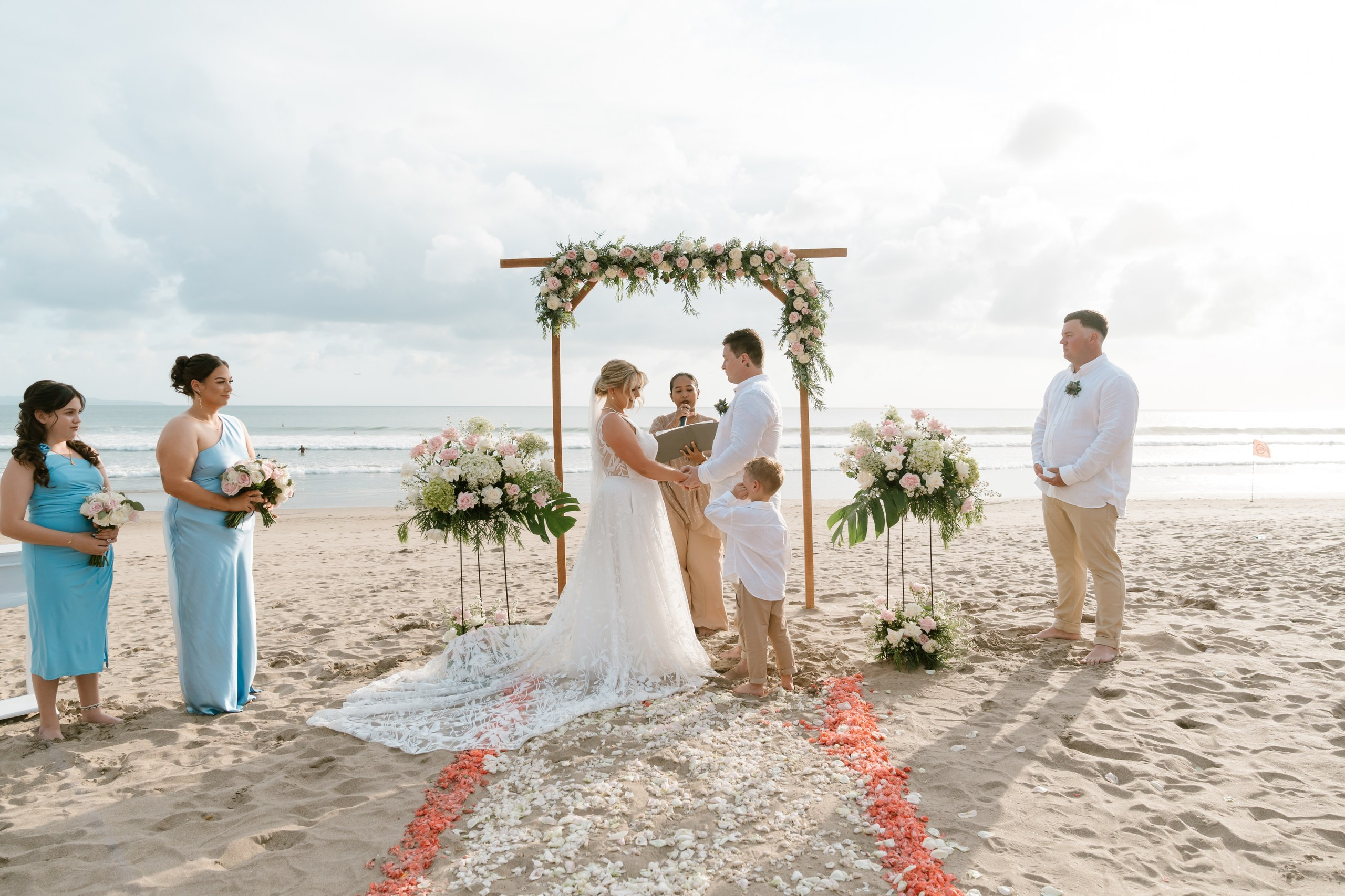 Ethan & Alyshia. Female Photographer in Bali