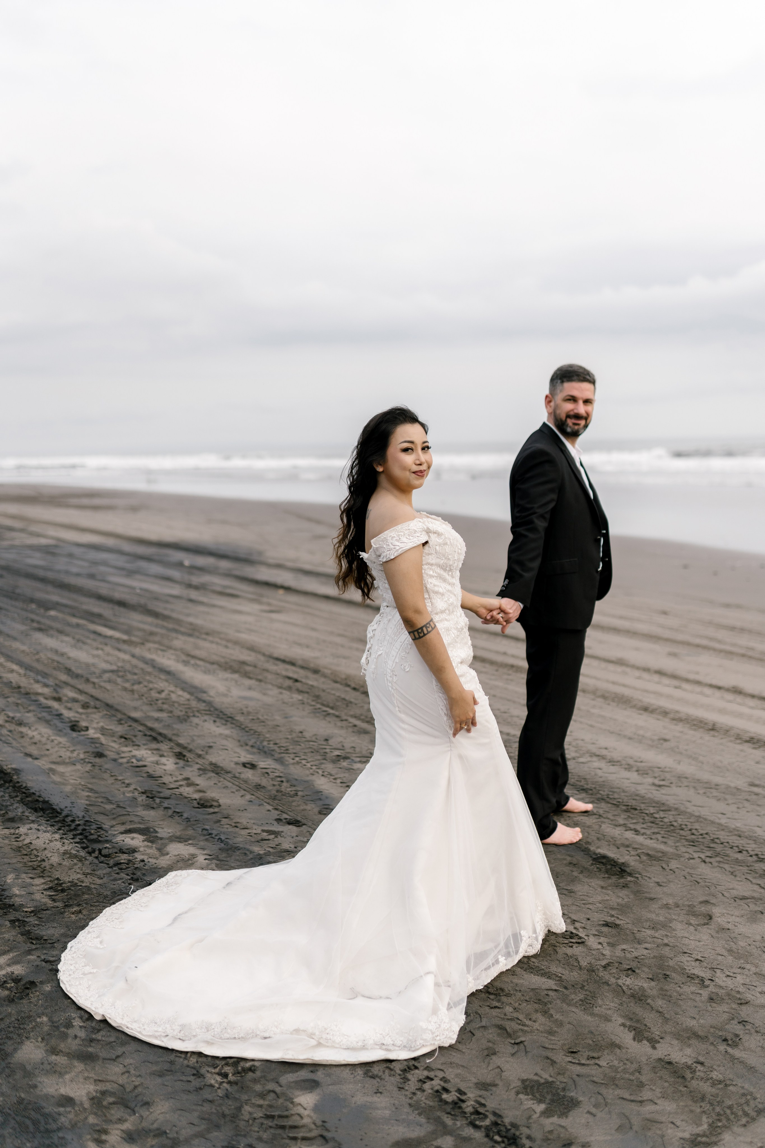 Honeymoon Photoshoot in Bali. Female Photographer in Bali