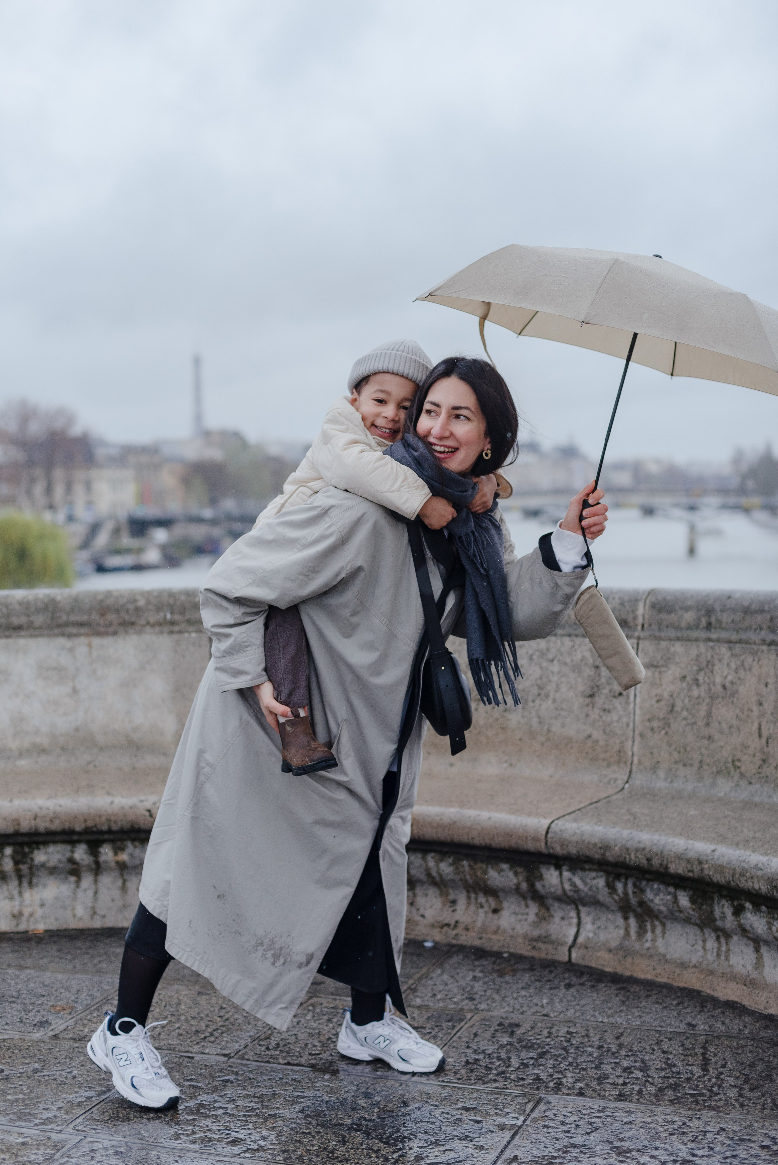 Mother and son session. Timeless Paris moment. Ksenia Marchand/ Lifestyle photographer in Paris
