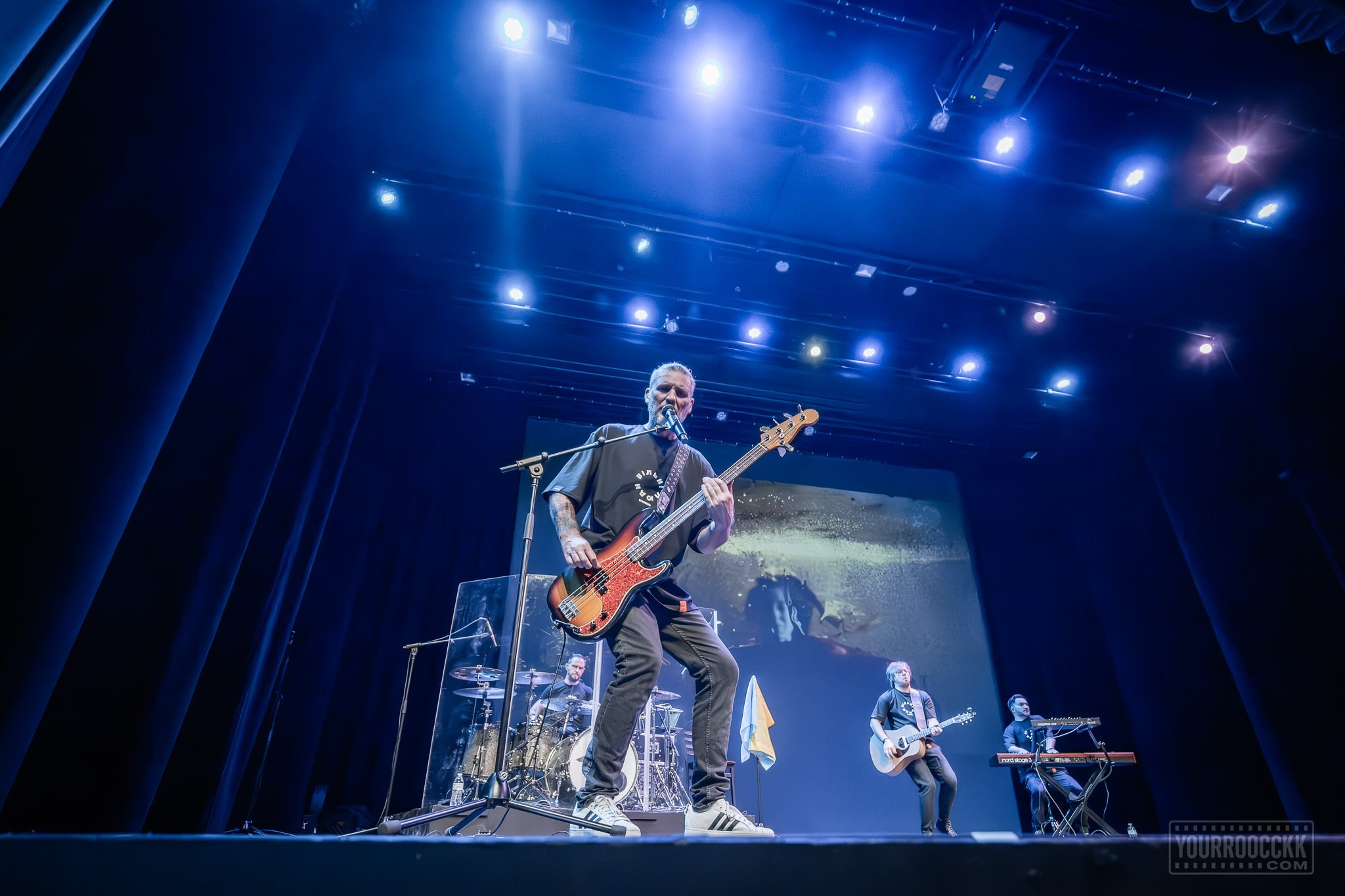 BEZ OBMEZHEN | SACRAMENTO. Reportage concert portrait photography in the San Francisco Bay Area