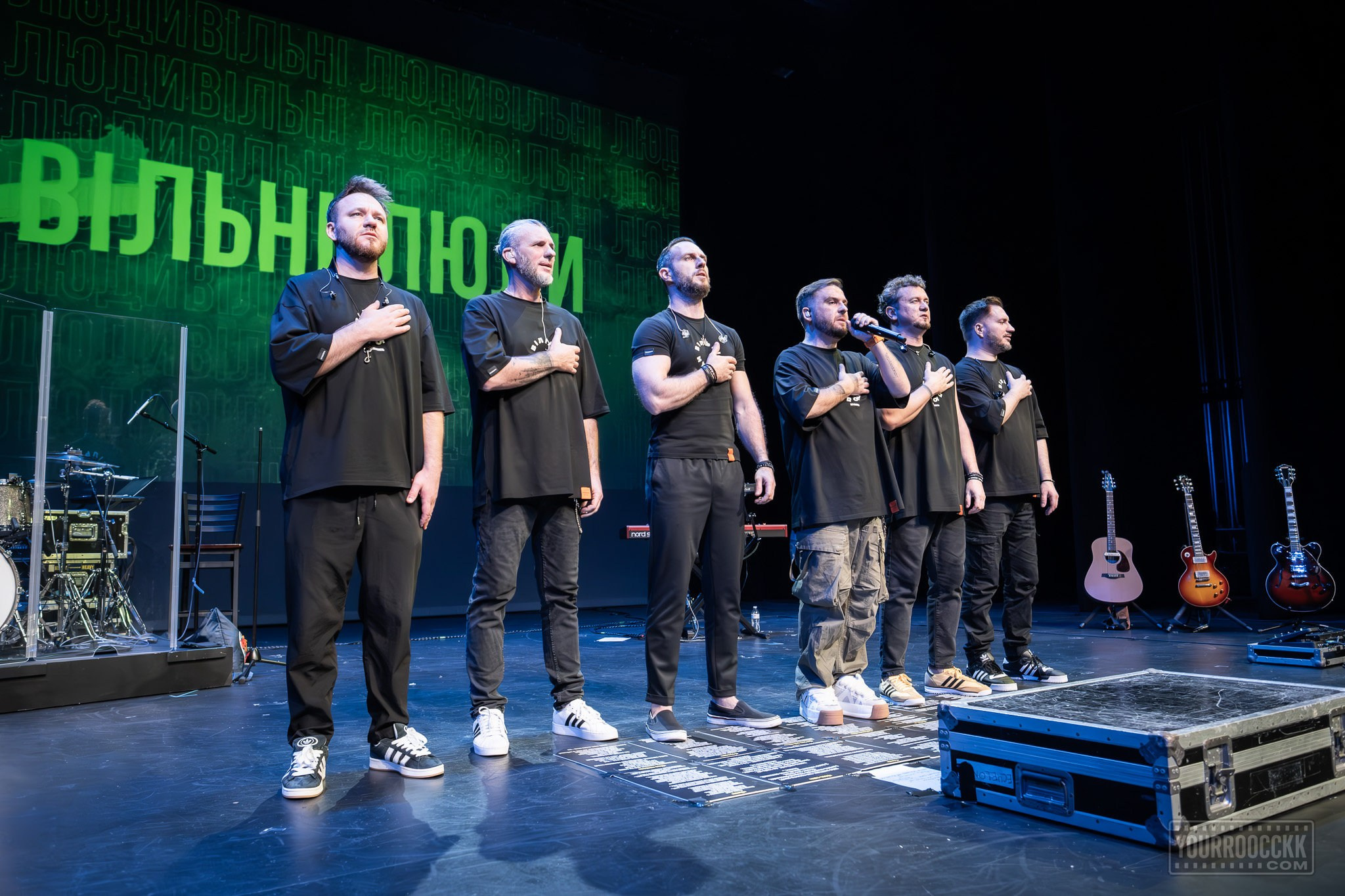 BEZ OBMEZHEN | SACRAMENTO. Reportage concert portrait photography in the San Francisco Bay Area