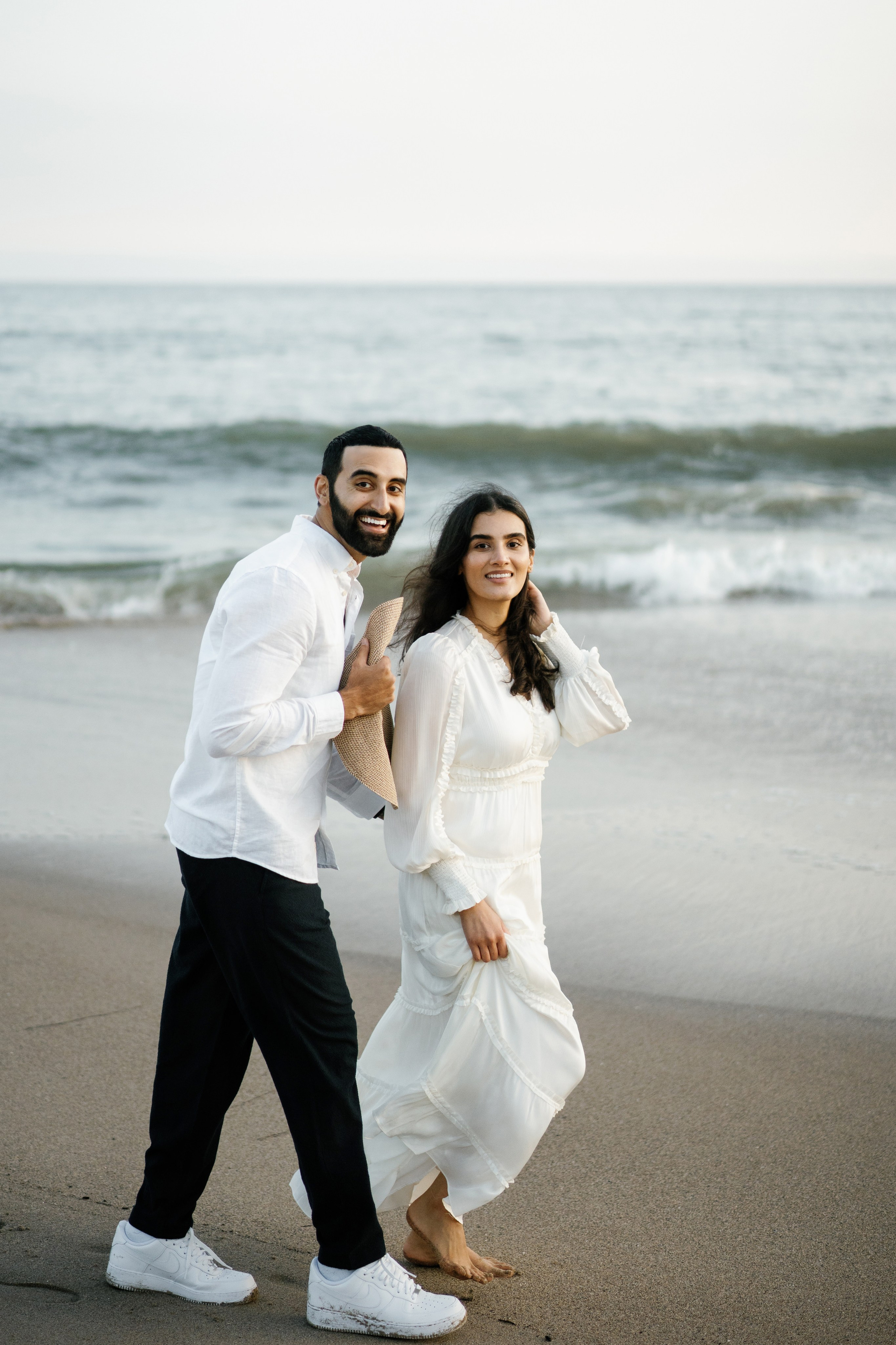 Santa Monica Sunset Engagement Photoshoot. Wedding Photography & Videography Team in California, Los Angeles, San Francisco, San Diego and Travel