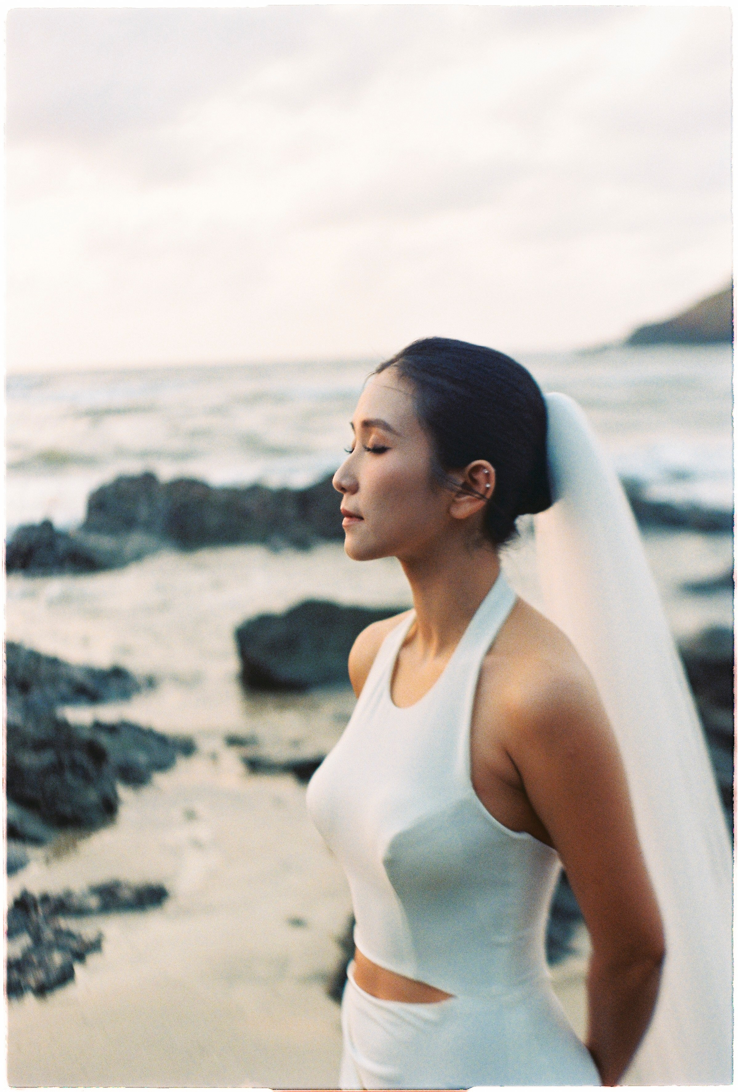 HIEU & KIEU_FILM 35MM. WEDDING PHOTOGRAPHER IN VIETNAM