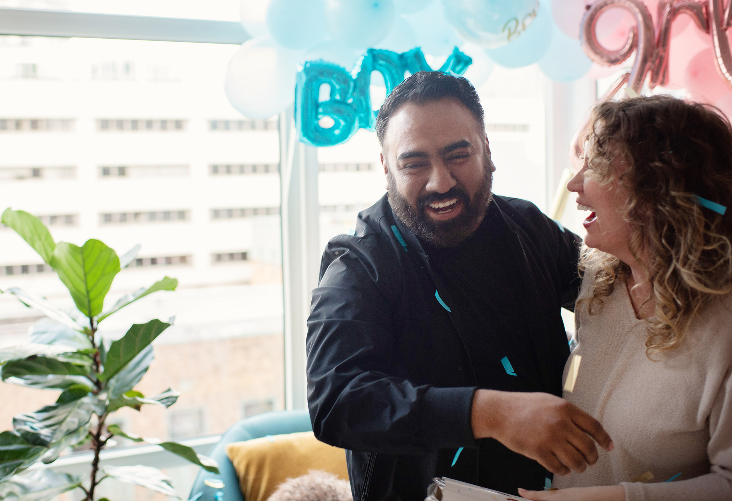 Boy or girl. Newborn, pregnancy, family photographer in New Jersey