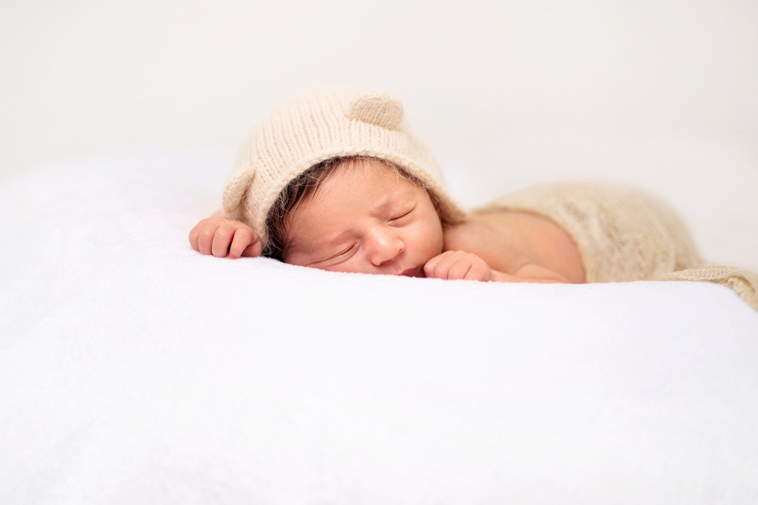 Alon — Newborn. צלם אלכס ברט בישראל