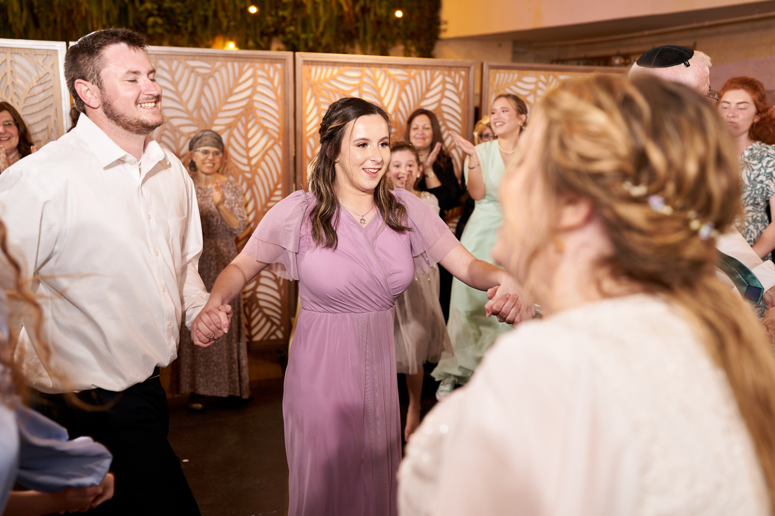 Nahamiya&Ariela. צלם אלכס ברט בישראל