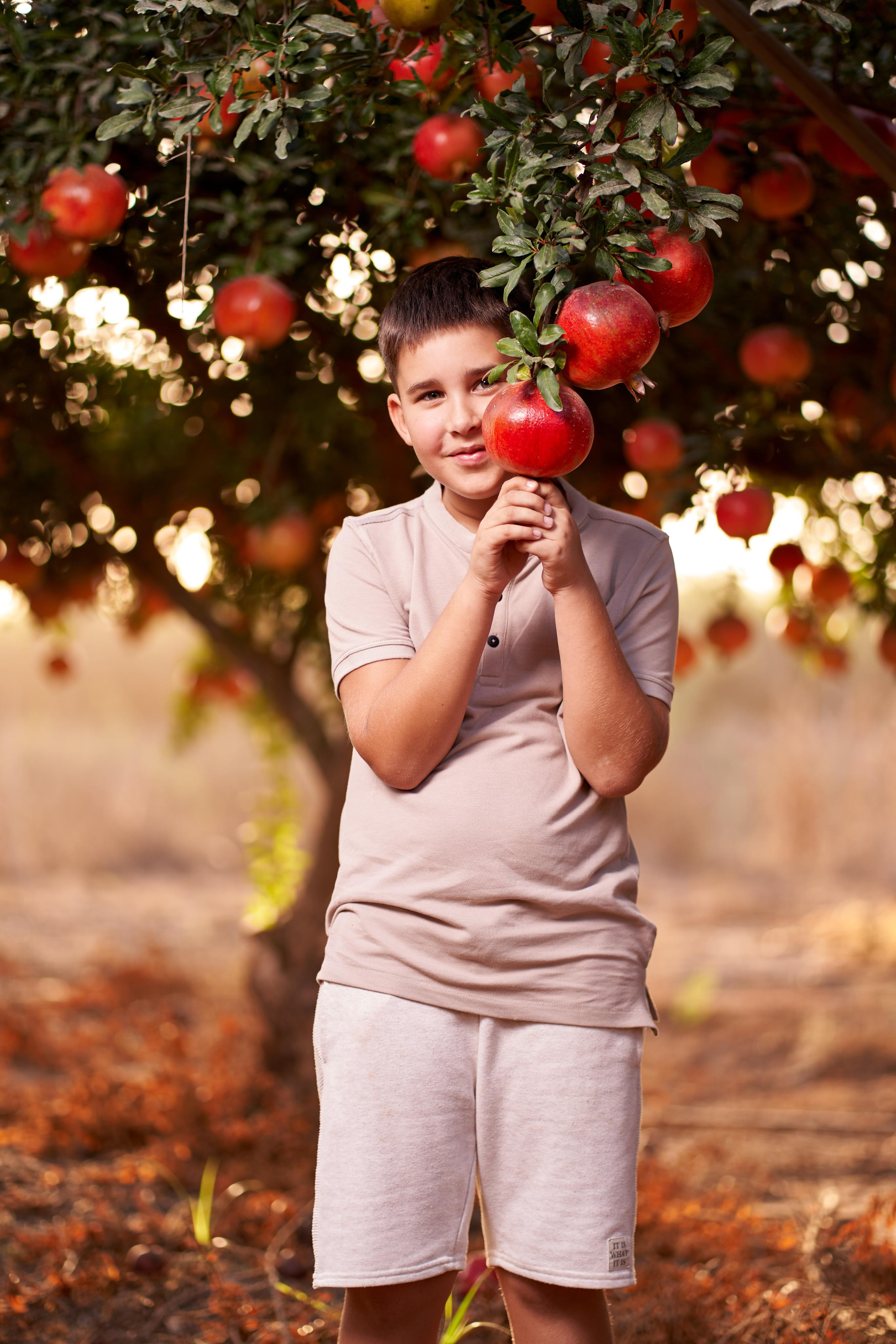 The Yanukovych family. צלם אלכס ברט בישראל