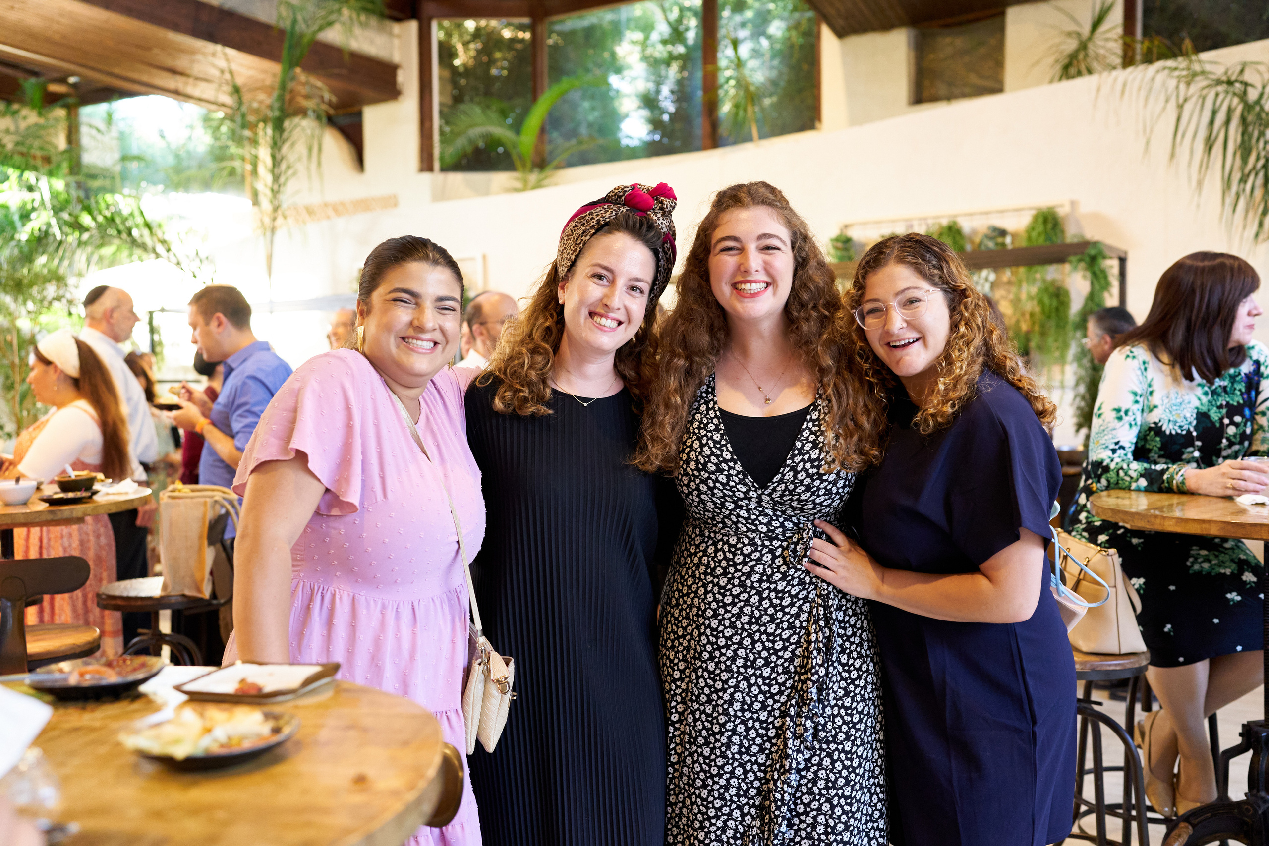 Nahamiya&Ariela. צלם אלכס ברט בישראל