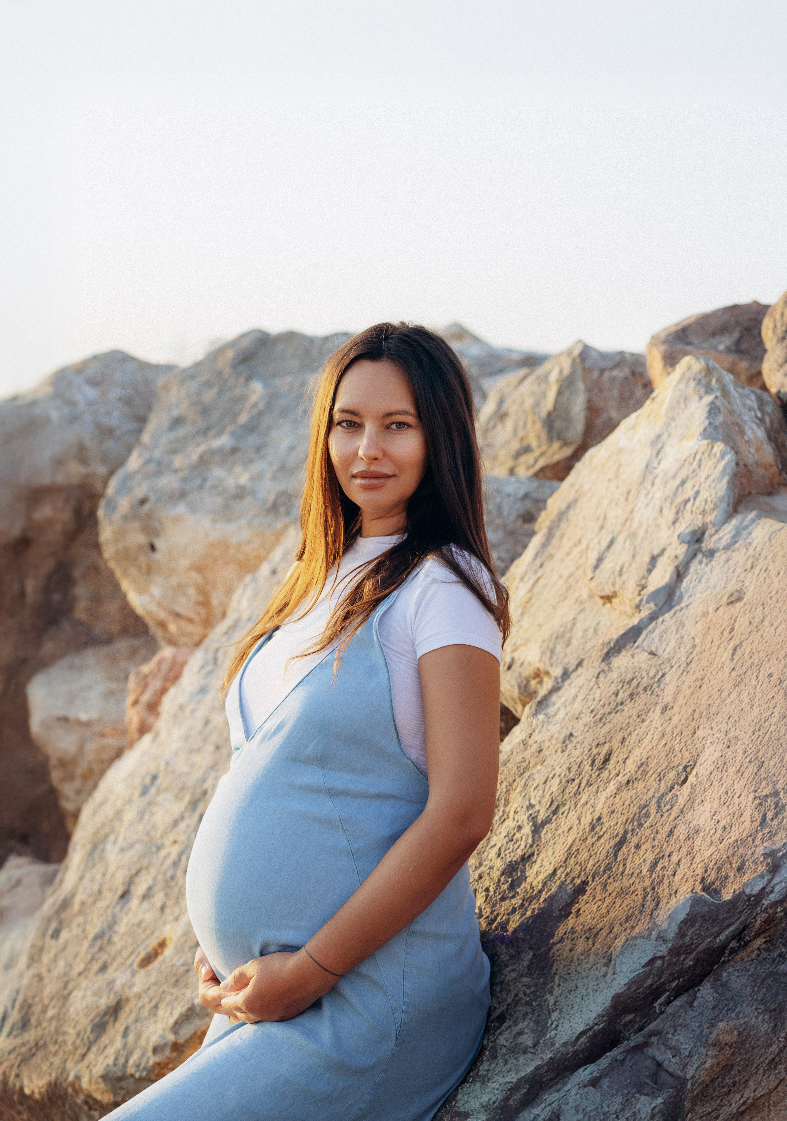 Hermosa Fotografía de Embarazo por Julia Gnatenko | Sesiones de Maternidad en Valencia, Alicante, Barcelona. Julia Gnatenko — Fotógrafa en Valencia, Alicante, Barcelona, España y Europa