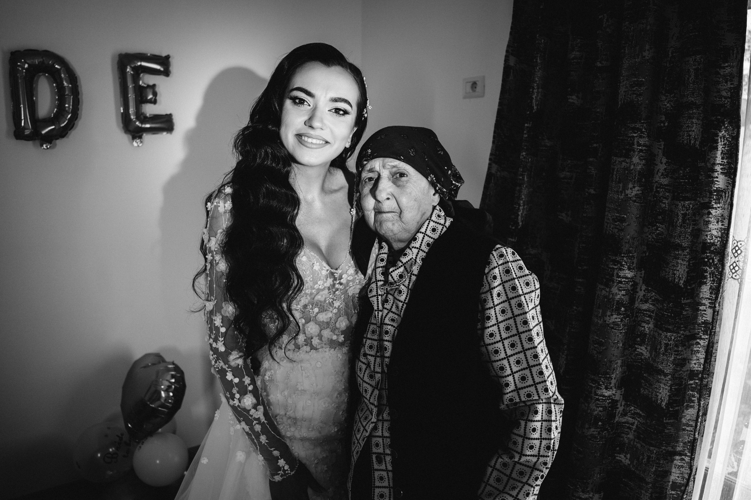 Robert si Mada. Foto-Video Nunta Iasi, Suceava, Bucuresti / Disponibilitate 2025 — 2026 — 2027