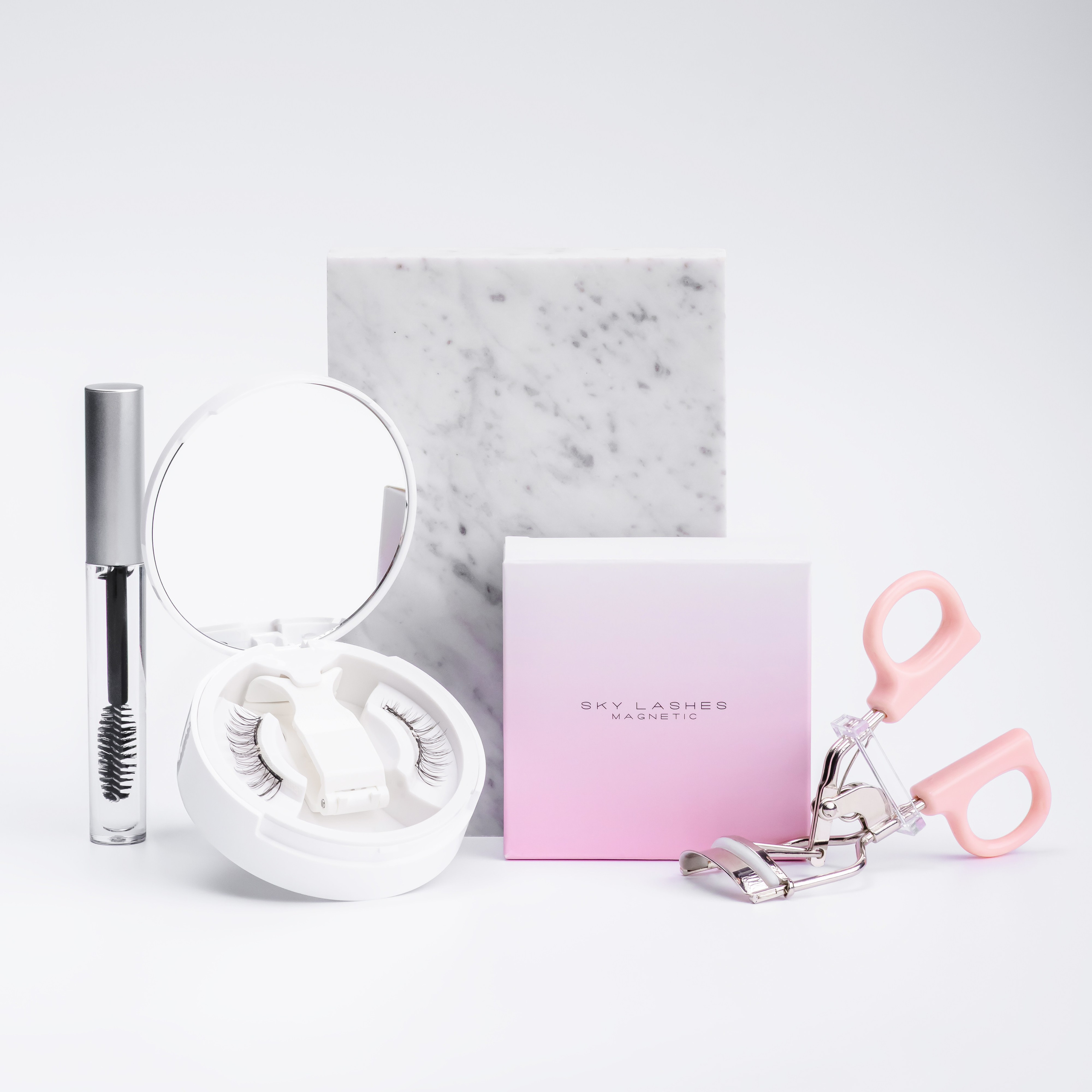 Sky Lashes. Фотограф в Риге. Семейные, индивидуальные и рекламные фотосессии