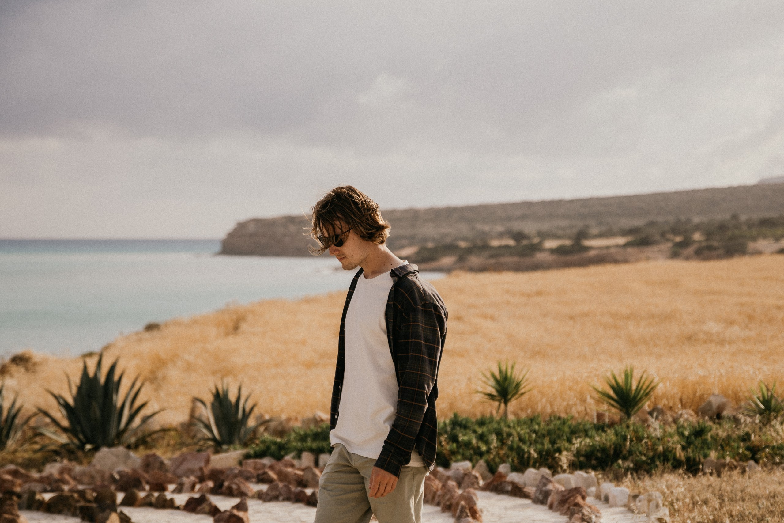 Tea time (Muntyan’s Labyrinth, Cyprus). Photographer in Barcelona capturing unique stories | Kate Chumak